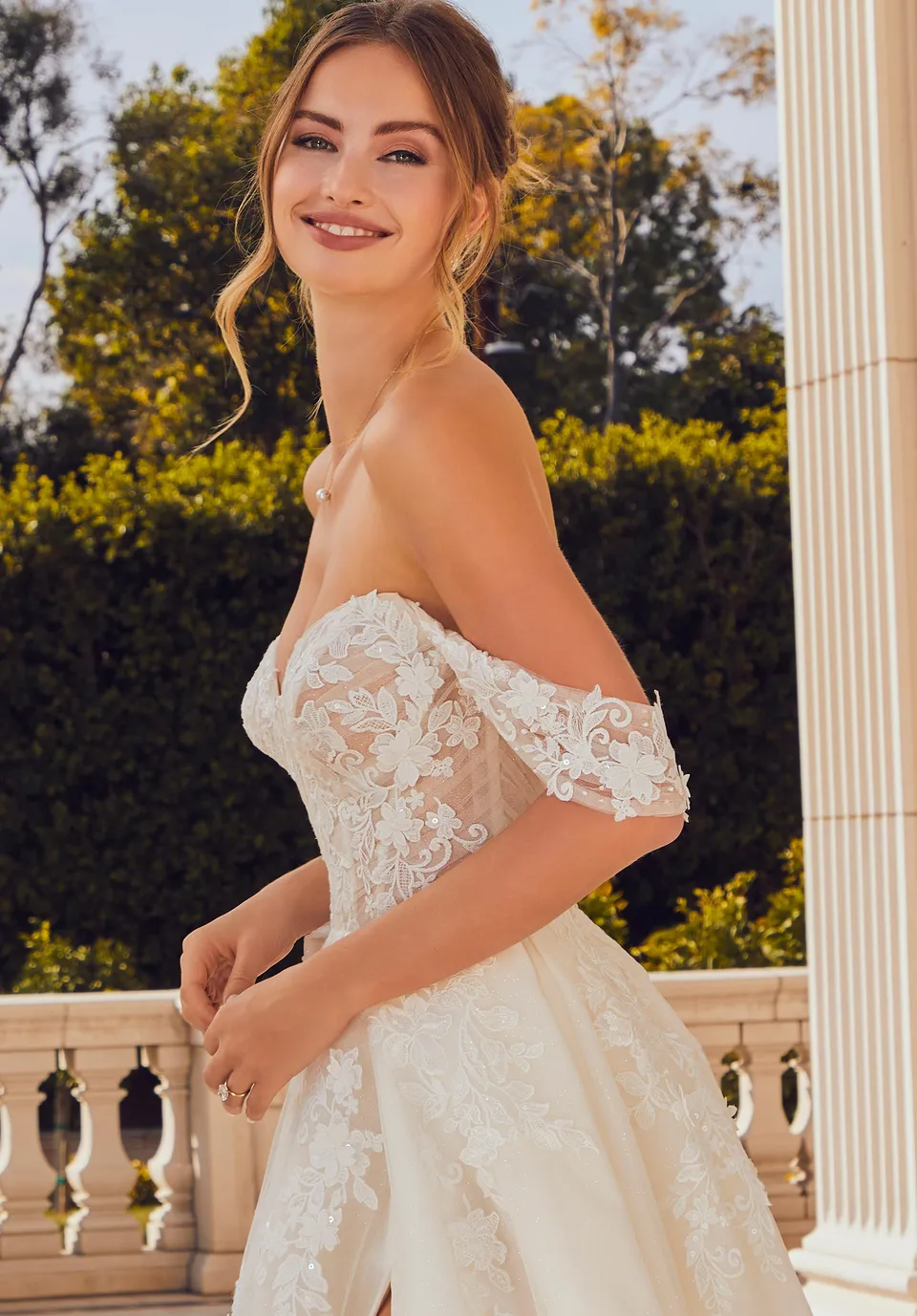morilee-brautkleid-mit-drapierten-rmeln-3d-spitze-und-perlen image 1