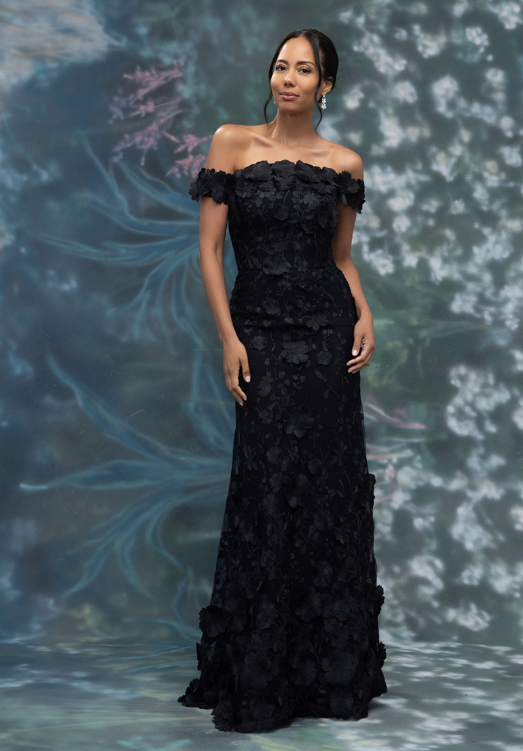 morilee-abendkleid-fit-flare-mit-floraler-threadwork-stickerei-off-shoulder image 3