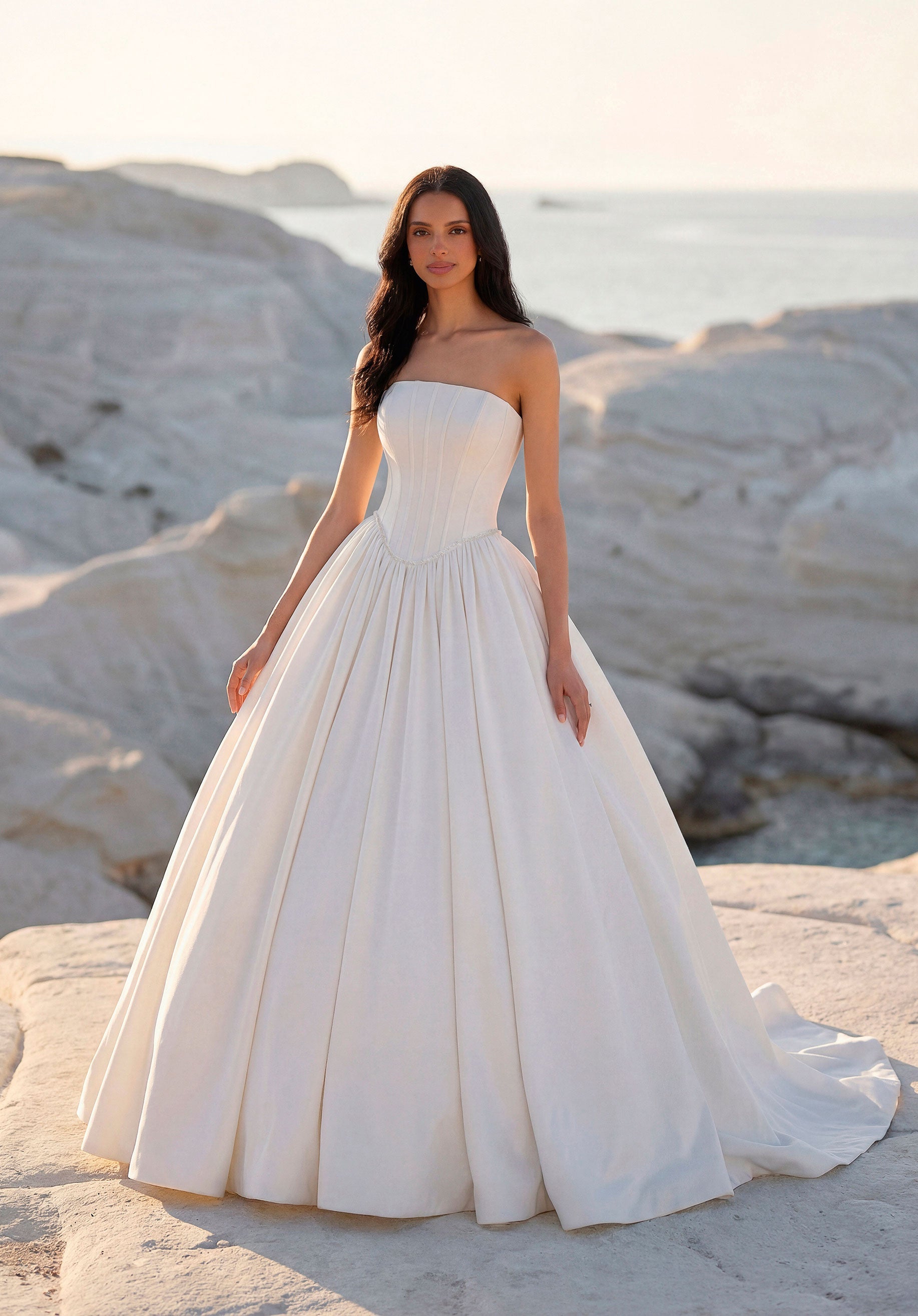 morilee-tir-ne-brautkleid-satin-ballkleid-mit-juwelen-basque-taille image 1