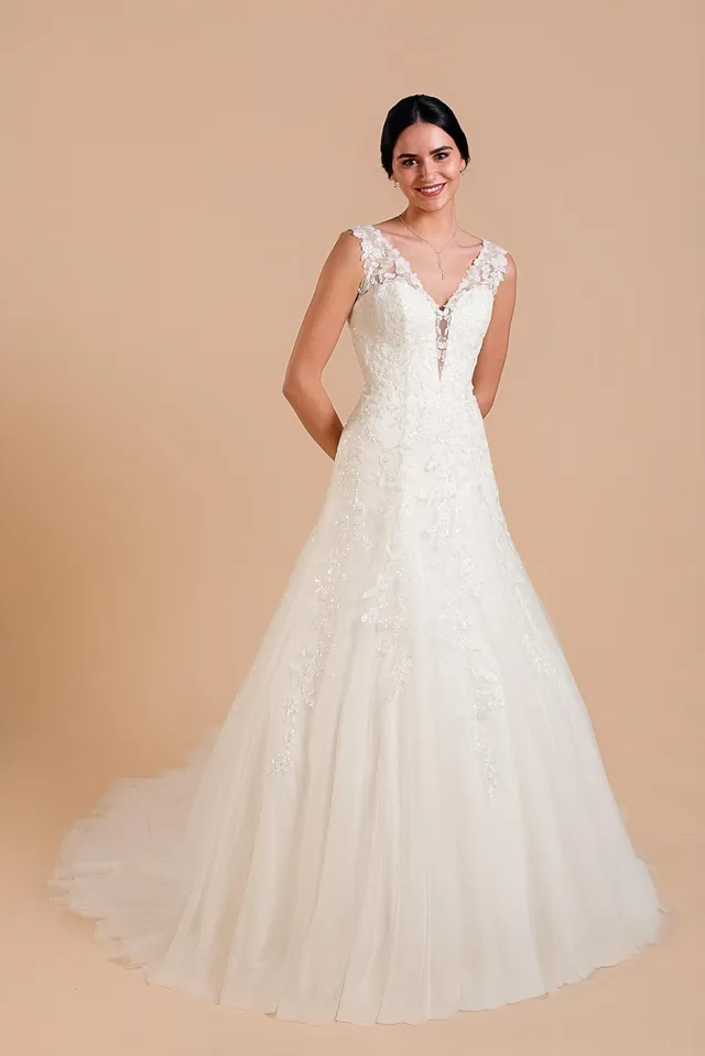 eglantine-inaya-brautkleid-in-ivoire-gr-34-68 image 1