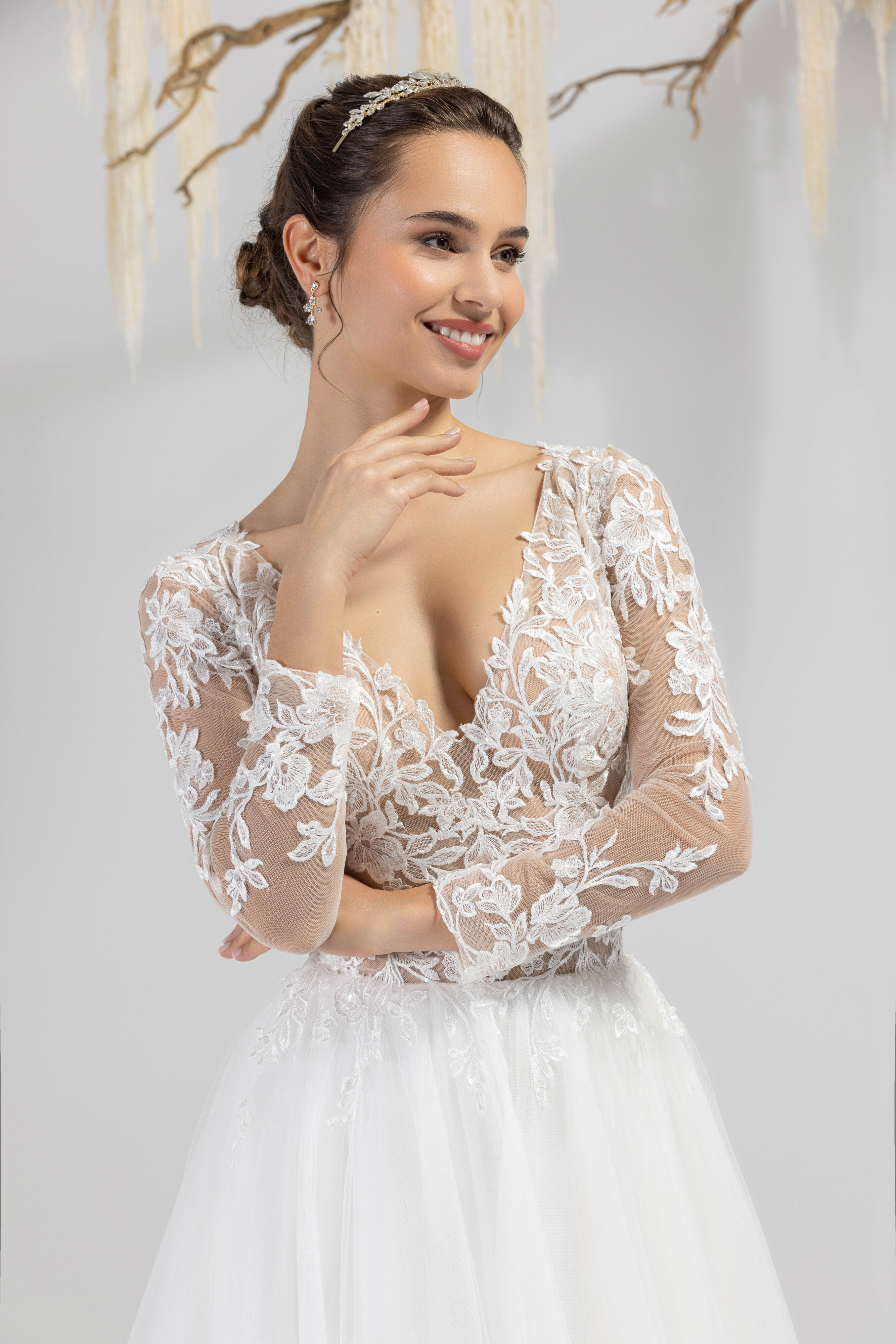 eglantine-lunaire-brautkleid-schwarz-ivory-wei-34-74 image 2