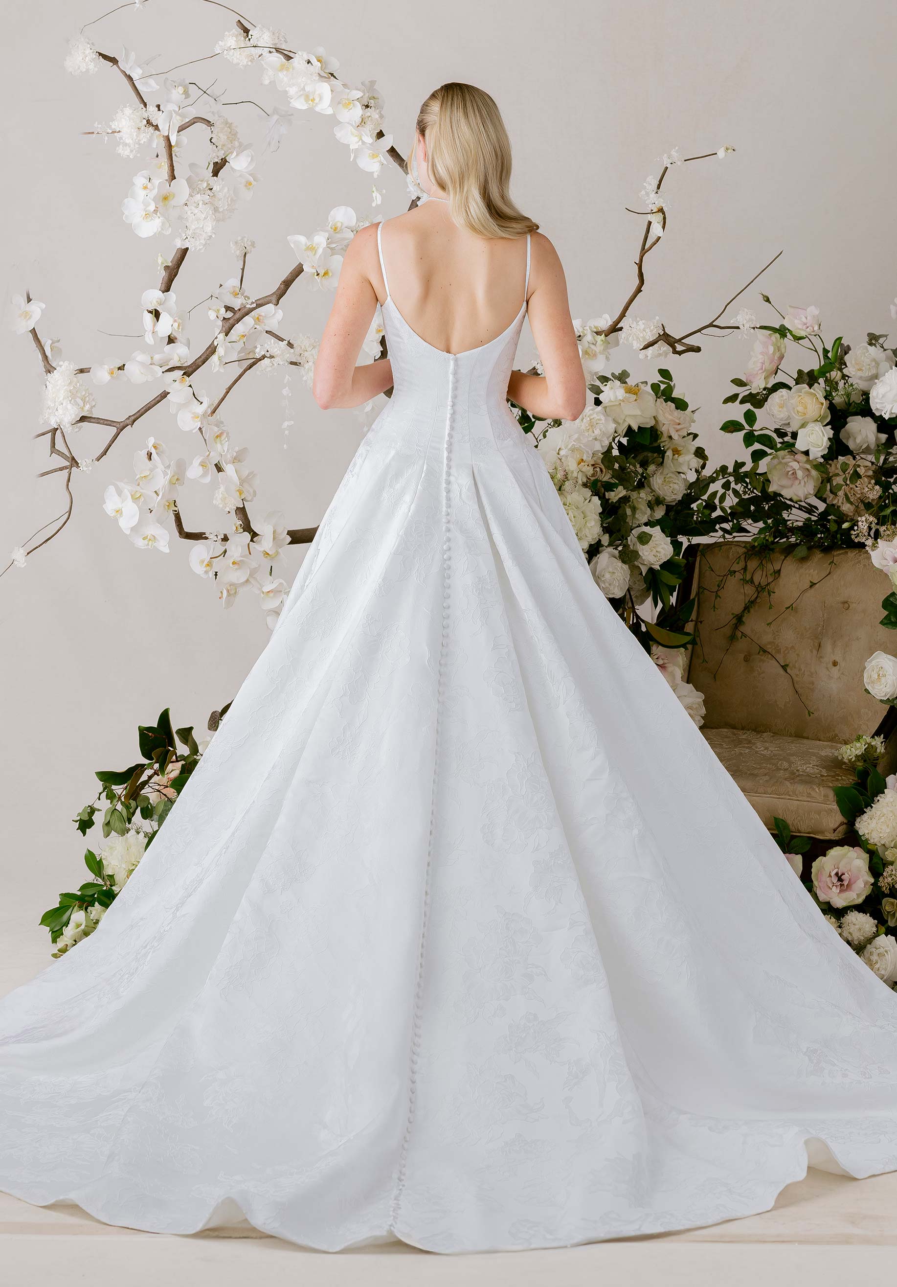 morilee-lili-brautkleid-ballkleid-aus-brokat-mit-scoop-r-cken image 4