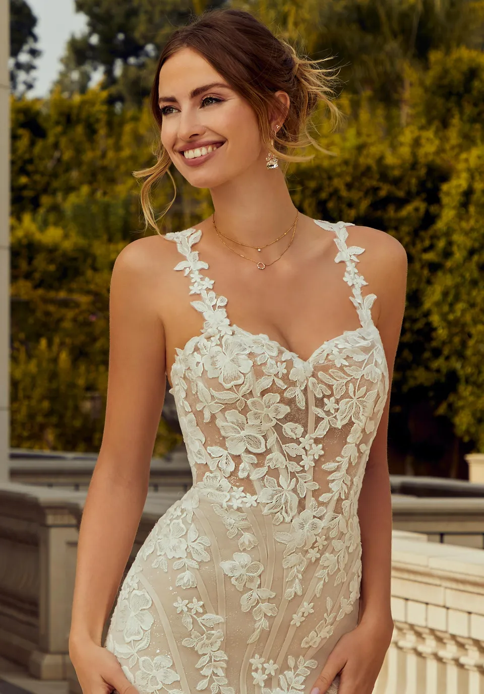 morilee-appliqued-net-schultertr-ger-braut-accessoire image 1
