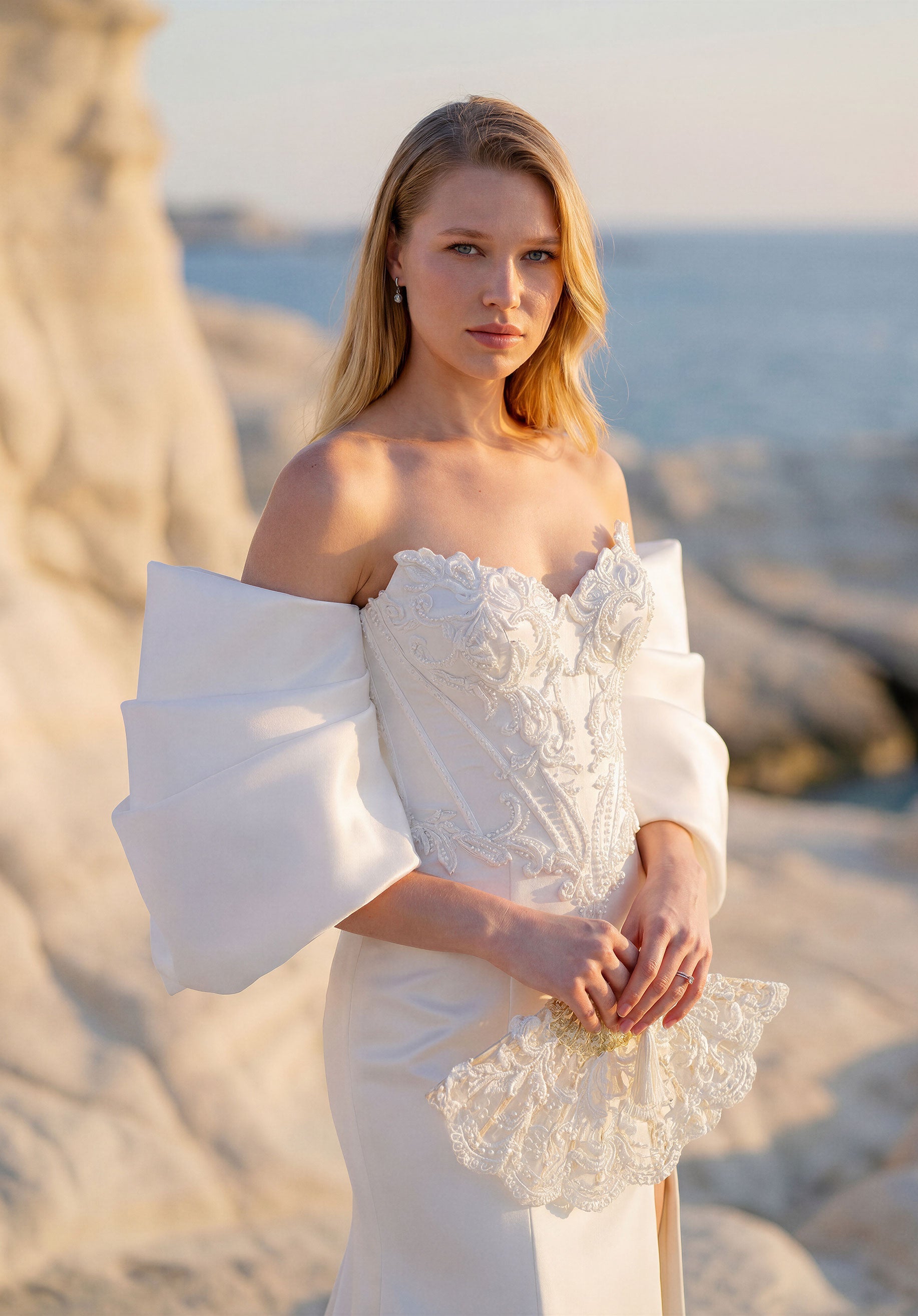 morilee-telle-brautkleid-fit-flare-perlen-basque image 2