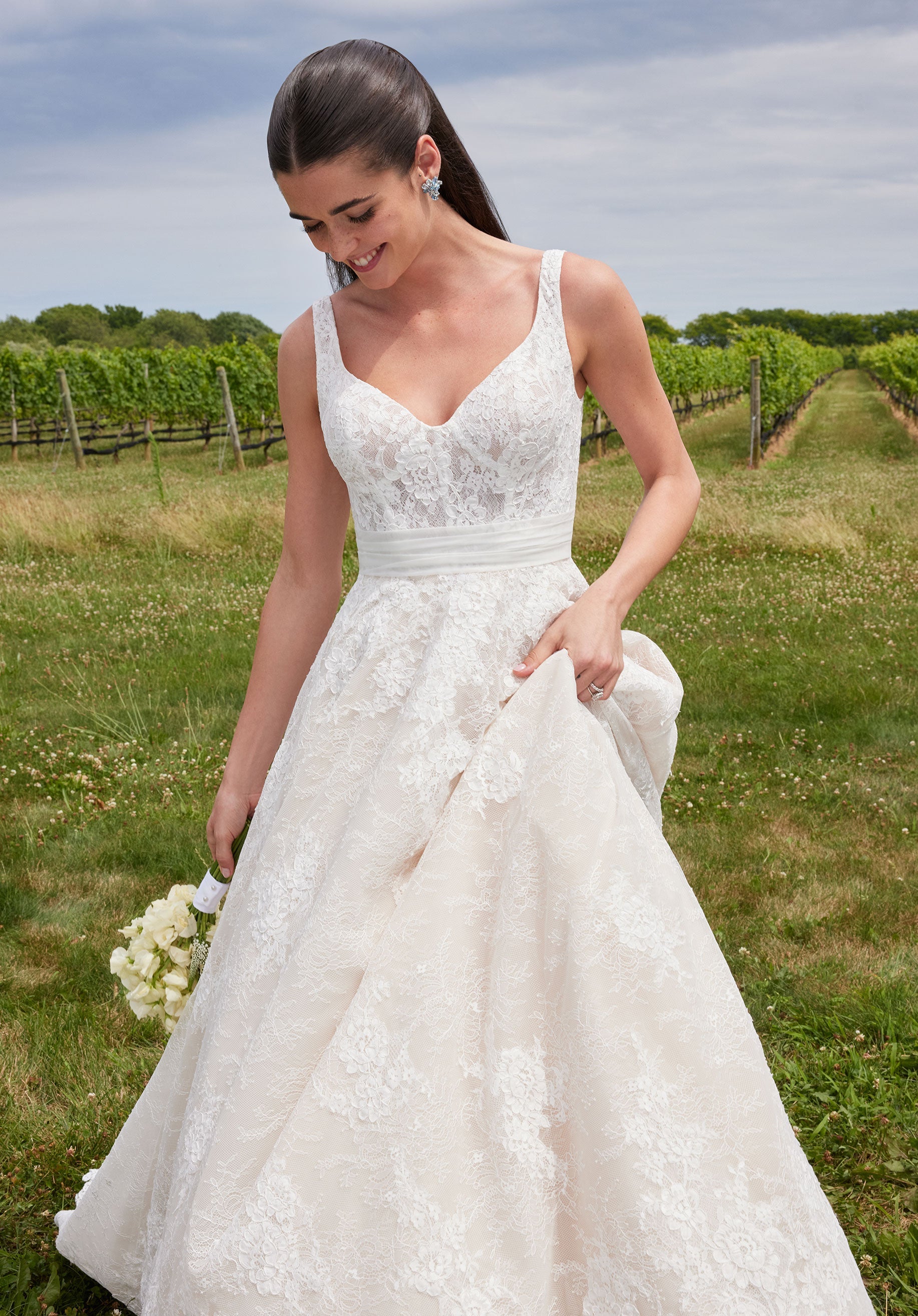 morilee-selah-ballkleid-aus-alencon-spitze-mit-schleifensch-rpe image 4