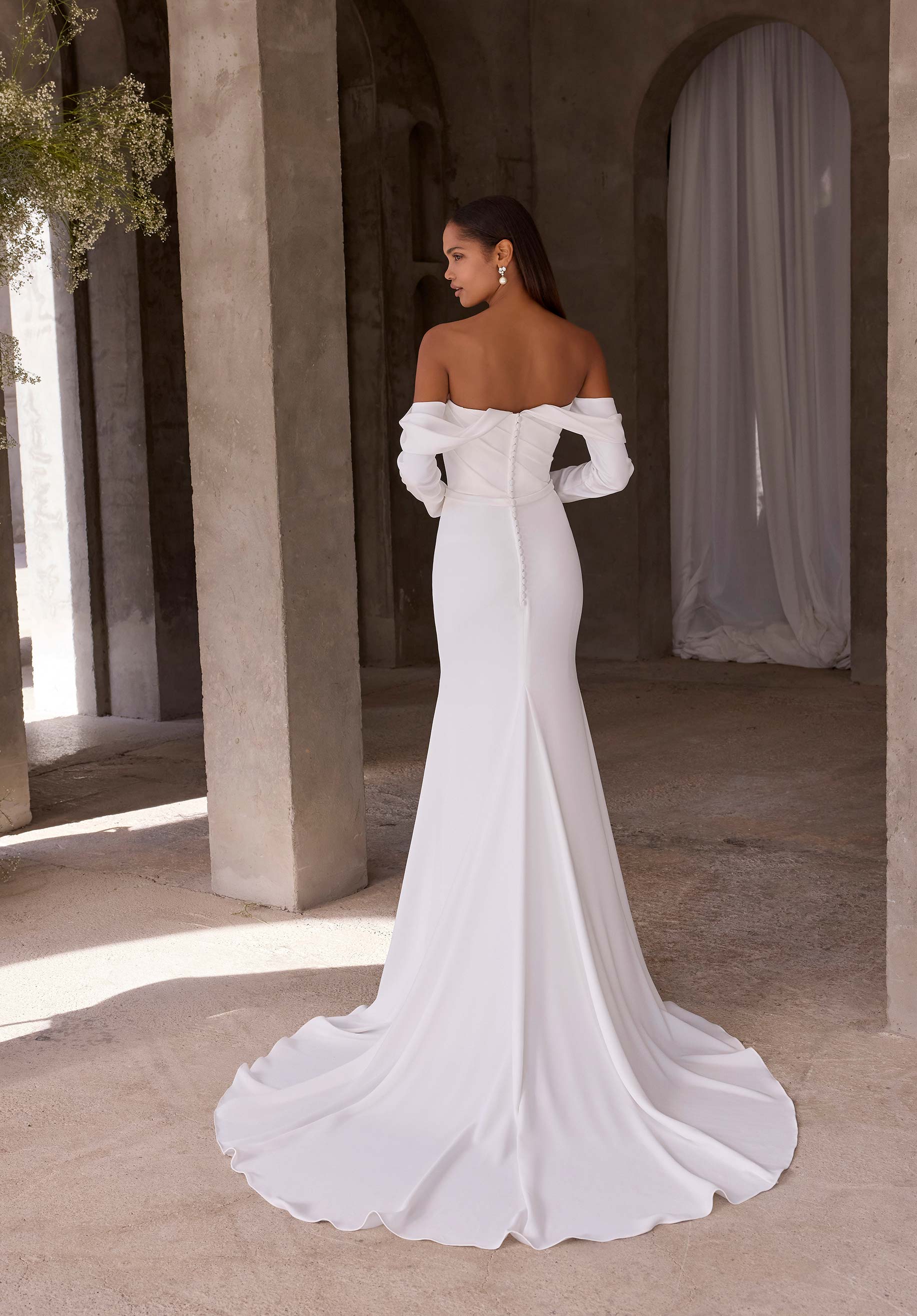 morilee-zoe-brautkleid-fit-and-flare-crepe-off-shoulder image 5