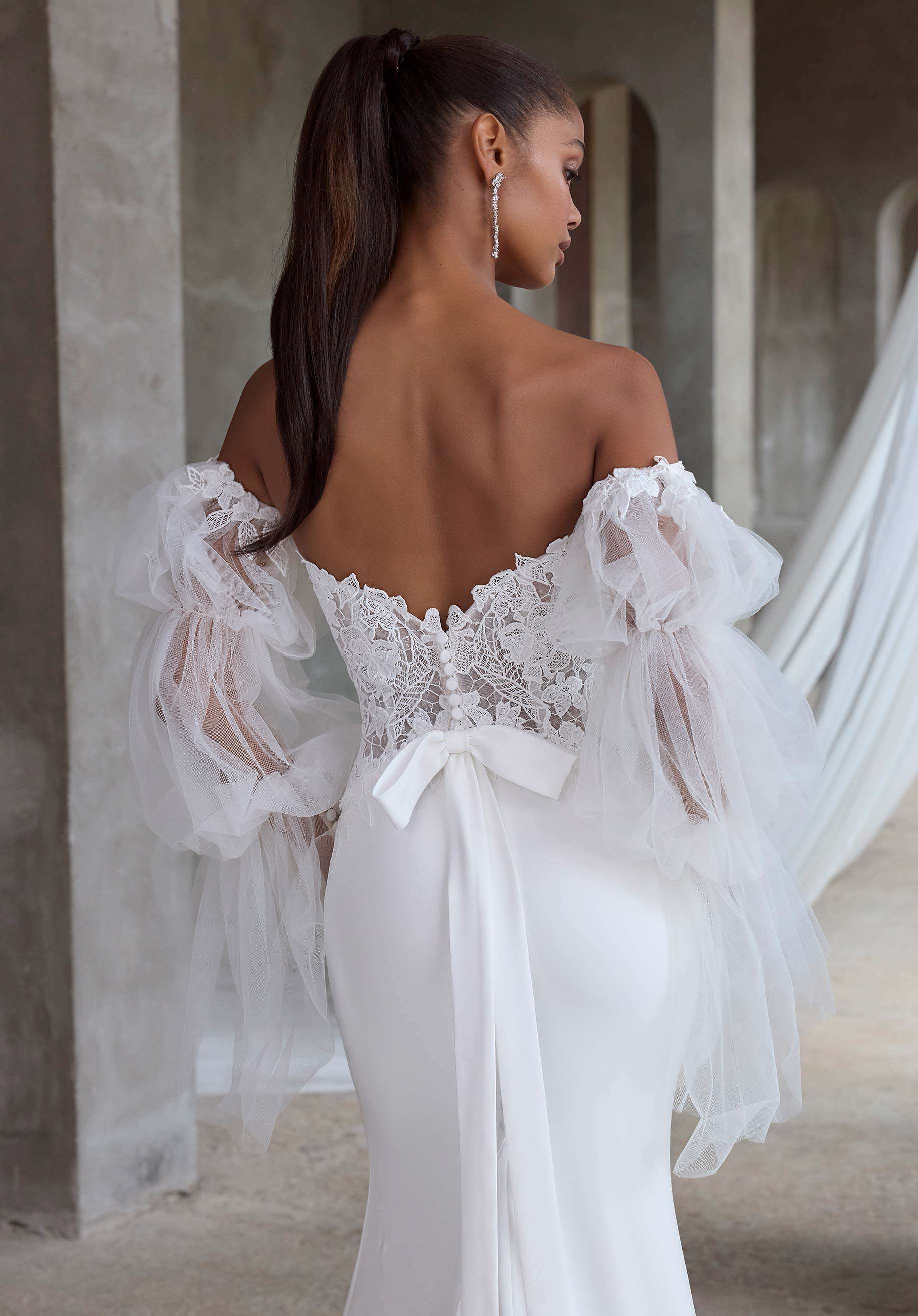 morilee-aine-brautkleid-fit-flare-mit-t-ll-rmeln-und-schleife image 5