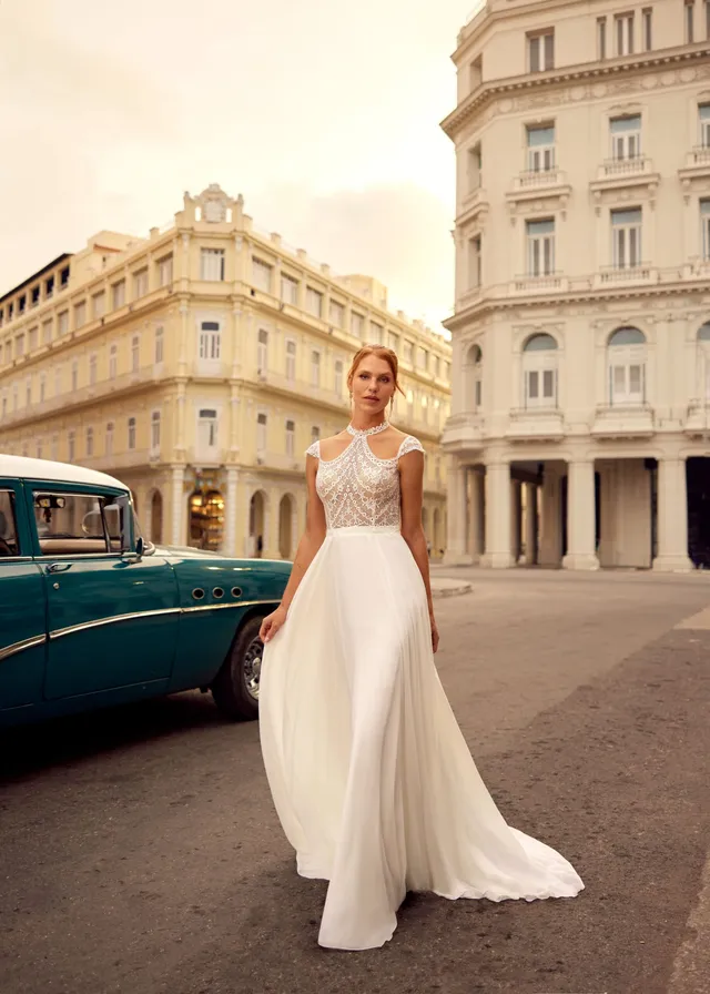 gbs-herve-paris-bridal-leah-brautkleid-libre-collection image 1