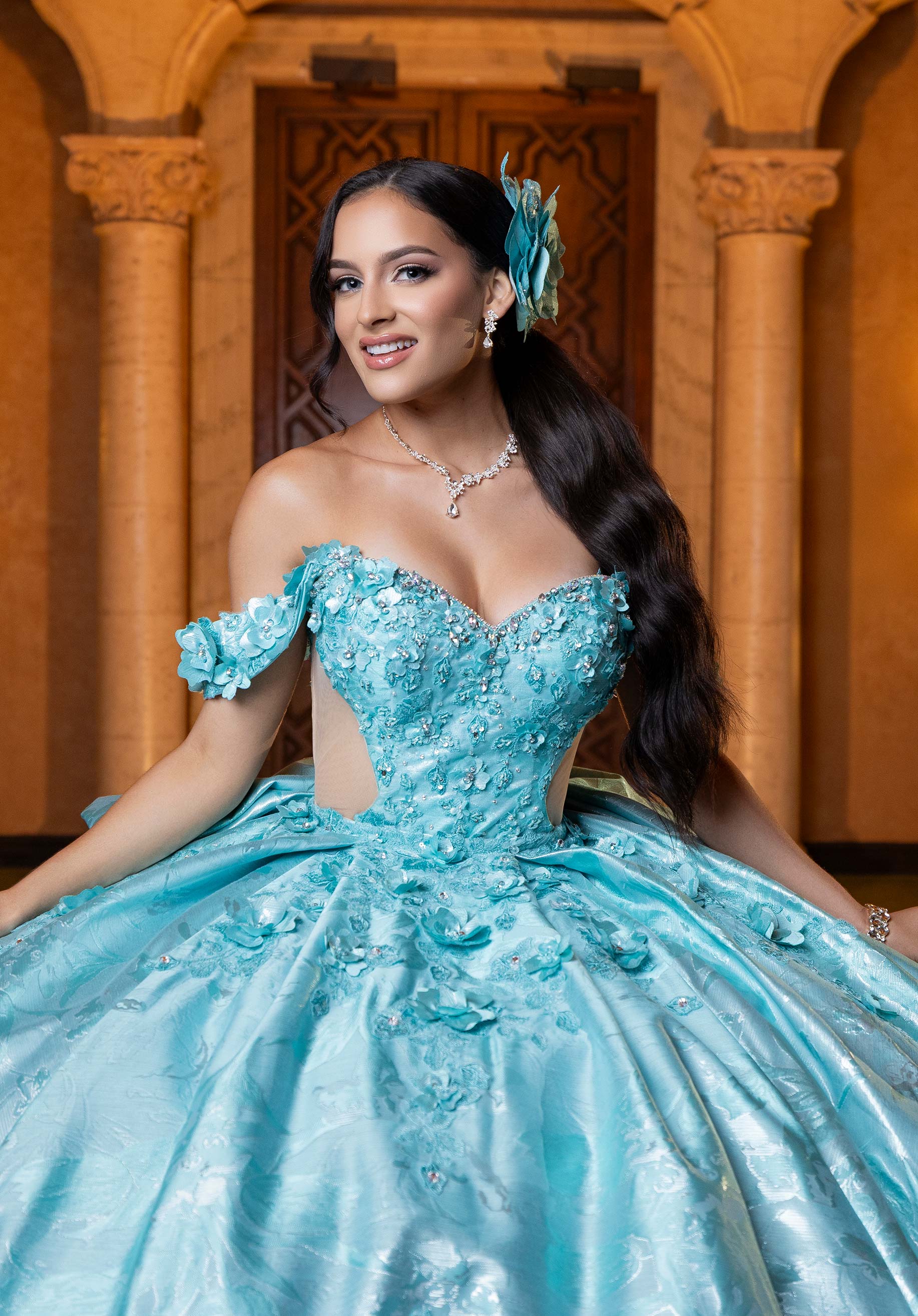 morilee-vizcaya-bryn-quincea-era-kleid-brokat-mini-mit-berrock-und-schleife image 7