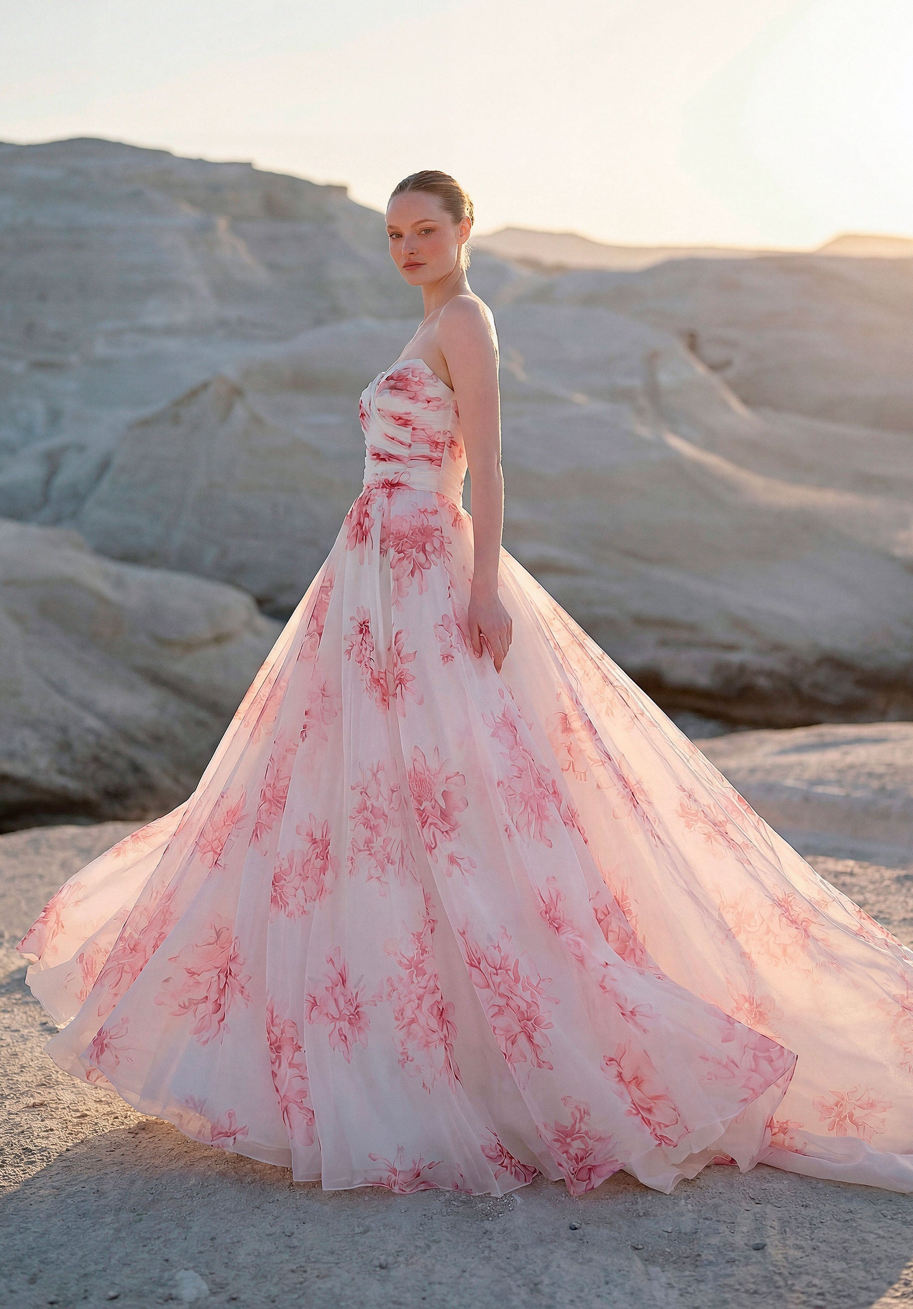 morilee-tate-brautkleid-a-linie-aus-organza-mit-drapiertem-surplice-oberteil image 4