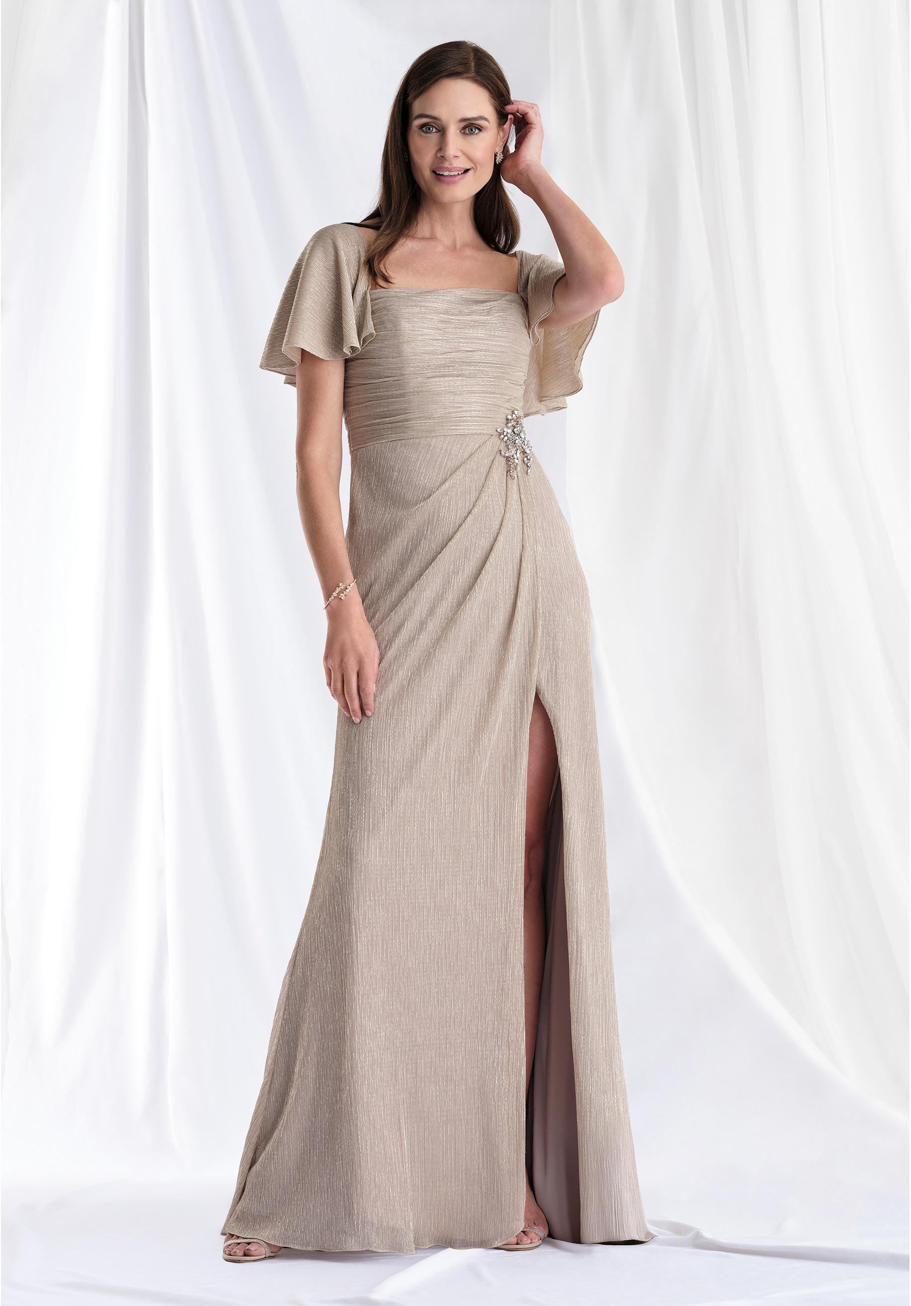 morilee-metallic-strick-abendkleid-drapiert-schlitz image 3