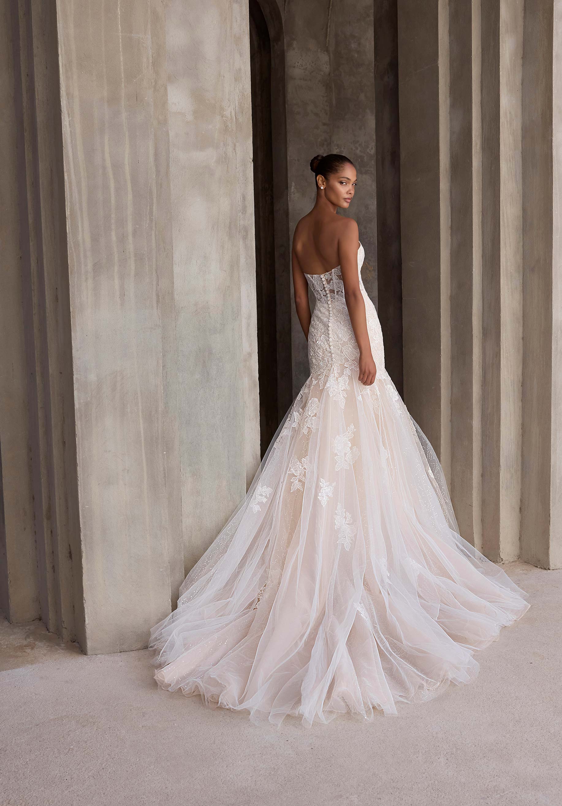 morilee-maliska-brautkleid-fit-und-flare-t-ll-mit-bl-ten-und-puffschal image 3