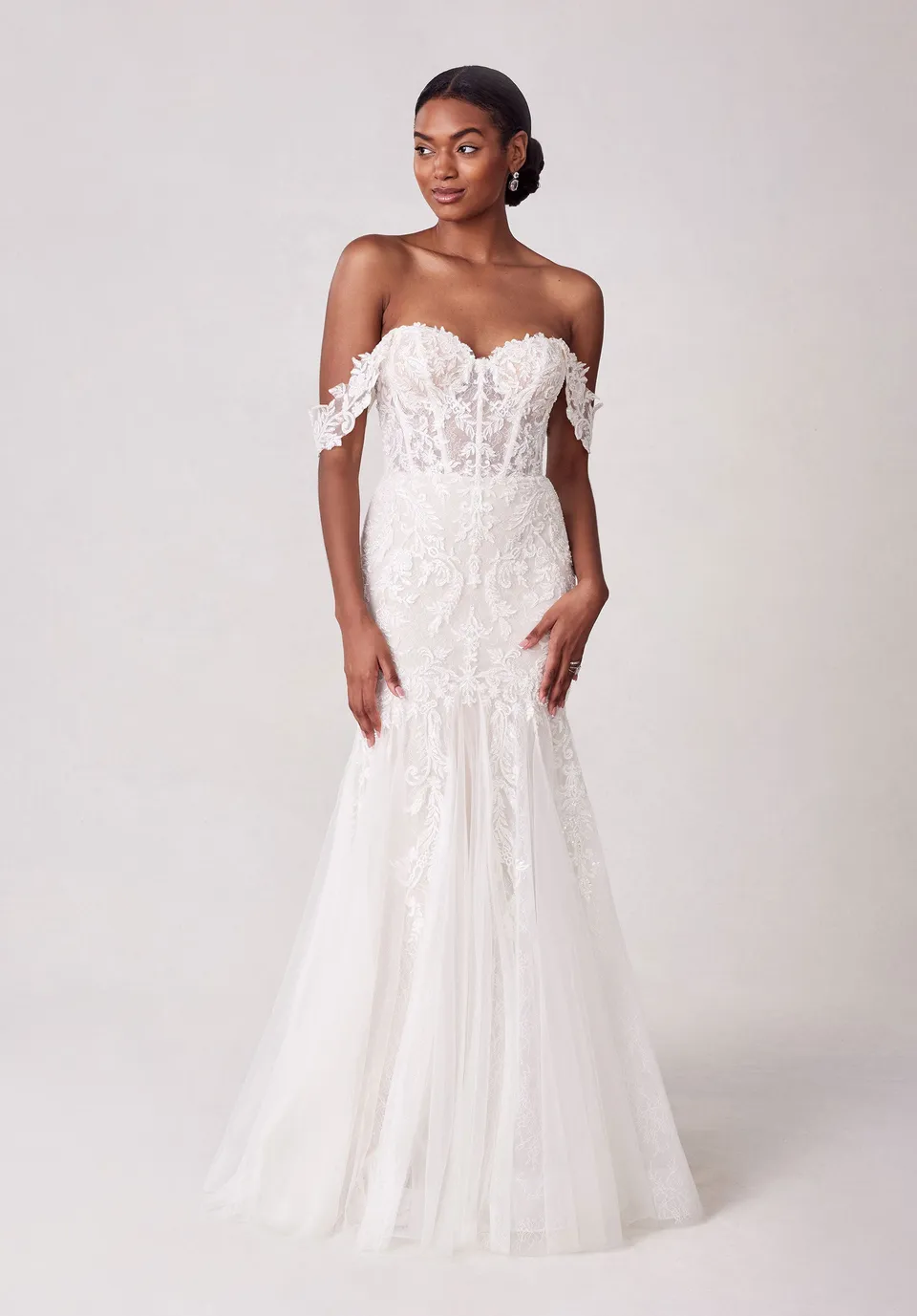 morilee-sunrose-brautkleid-fit-and-flare-aus-t-ll-und-chantilly-spitze image 1