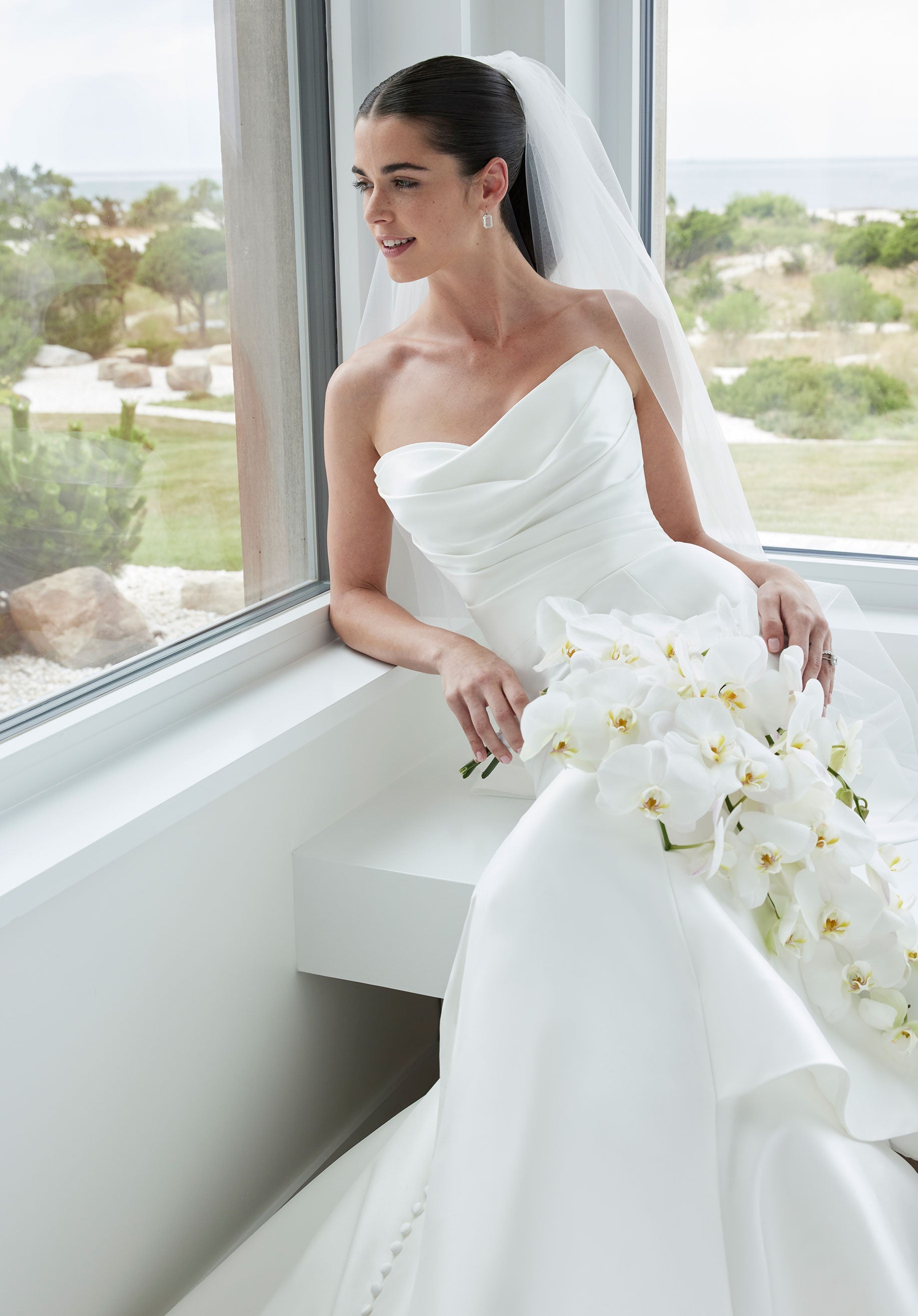 morilee-safiyah-brautkleid-meerjungfrau-satin-cowl image 7