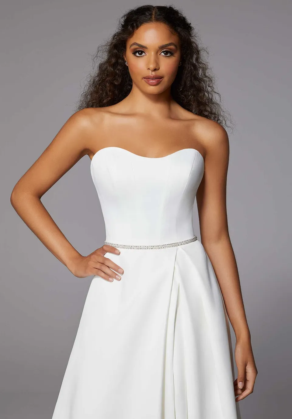 morilee-crystal-and-rhinestone-beaded-g-rtel-aus-netz image 1