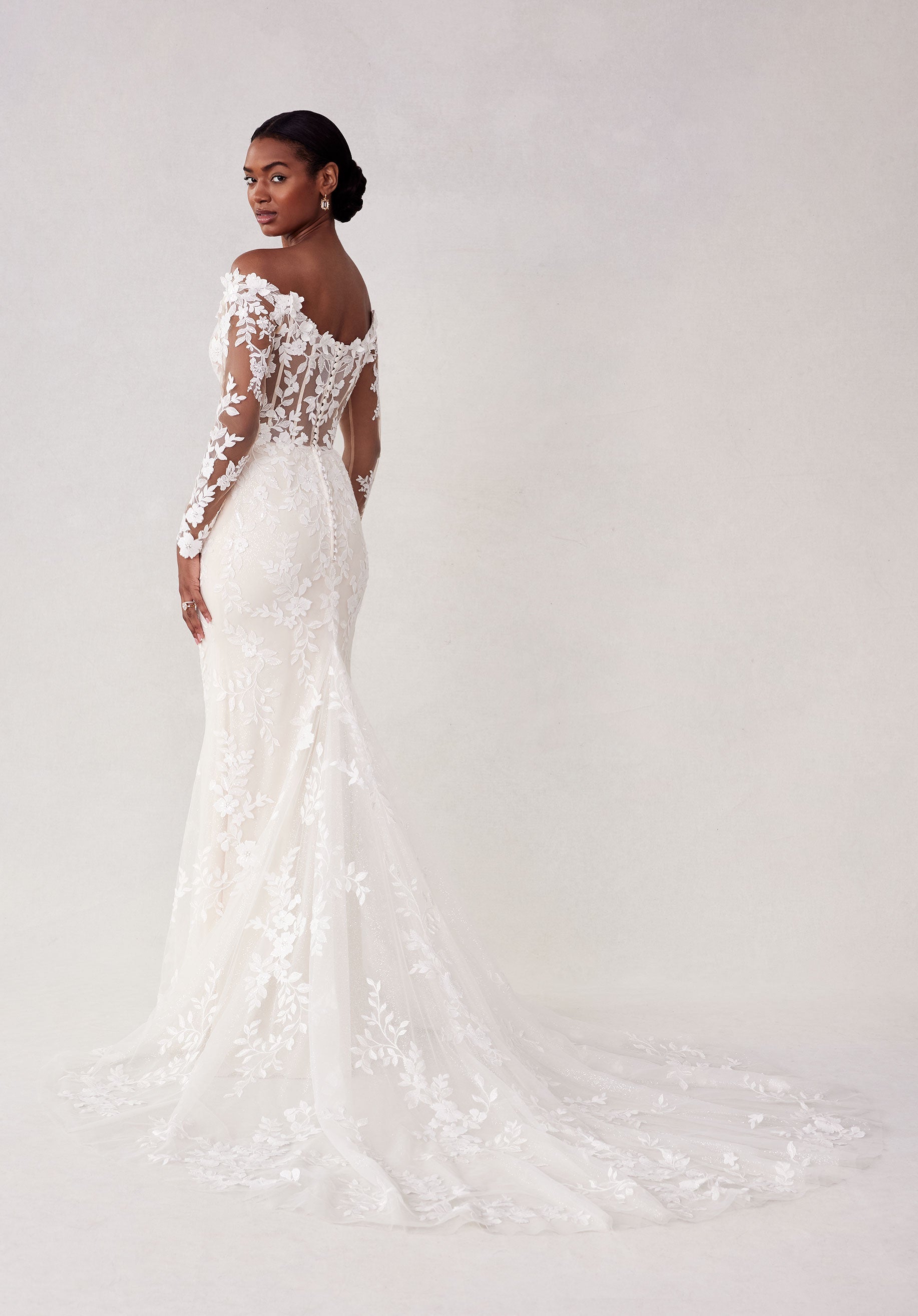 morilee-seely-brautkleid-fit-flare-off-shoulder image 5