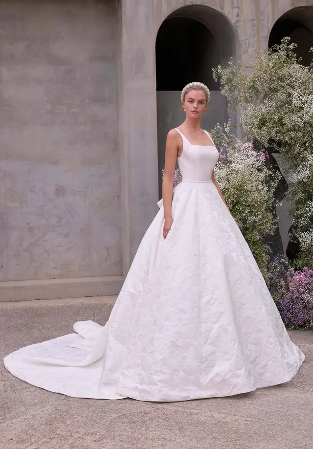 morilee-dalia-brautkleid-brokat-ballkleid-mit-square-neck-und-schleife image 1