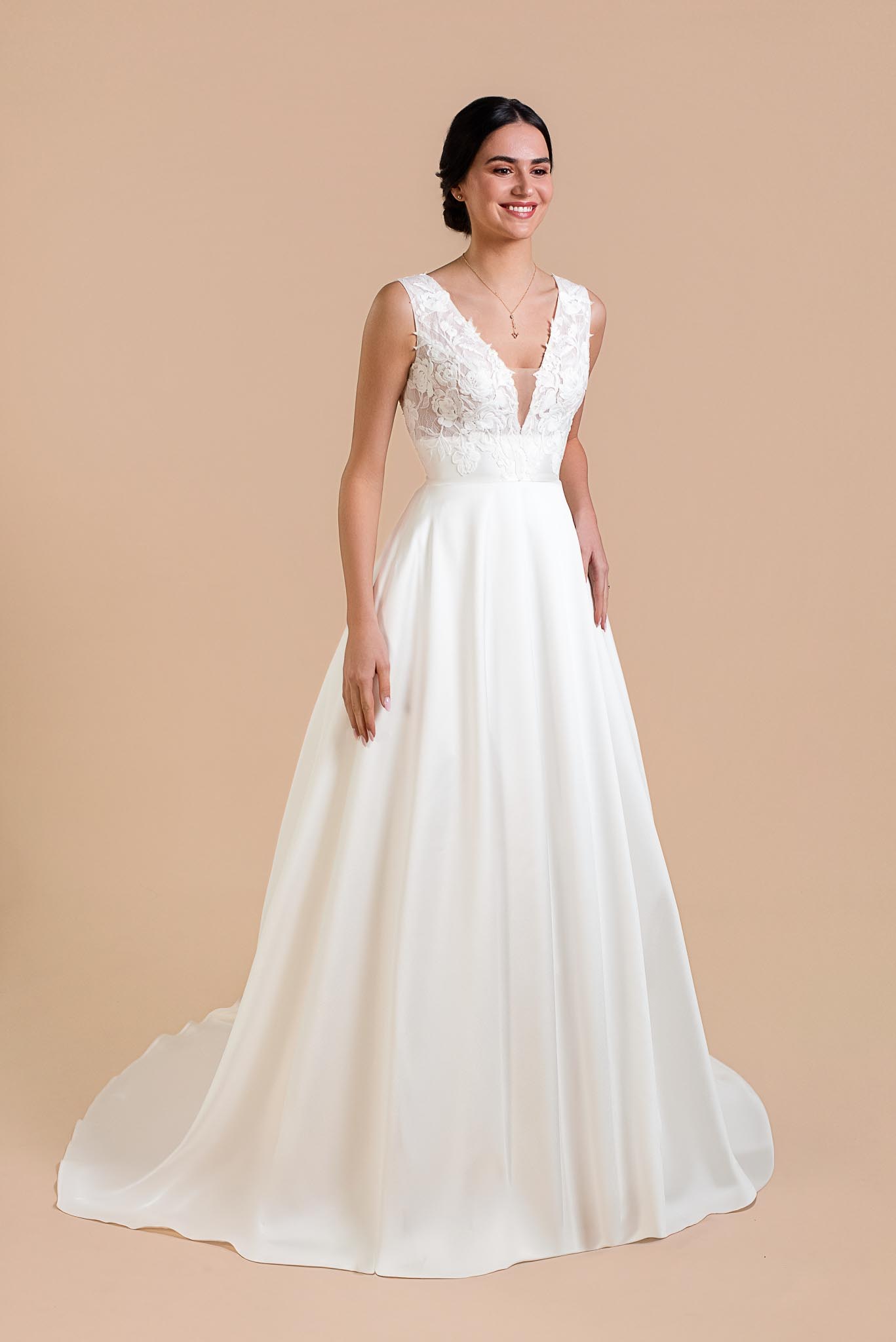 eglantine-irresistible-brautkleid-in-ivoire image 1