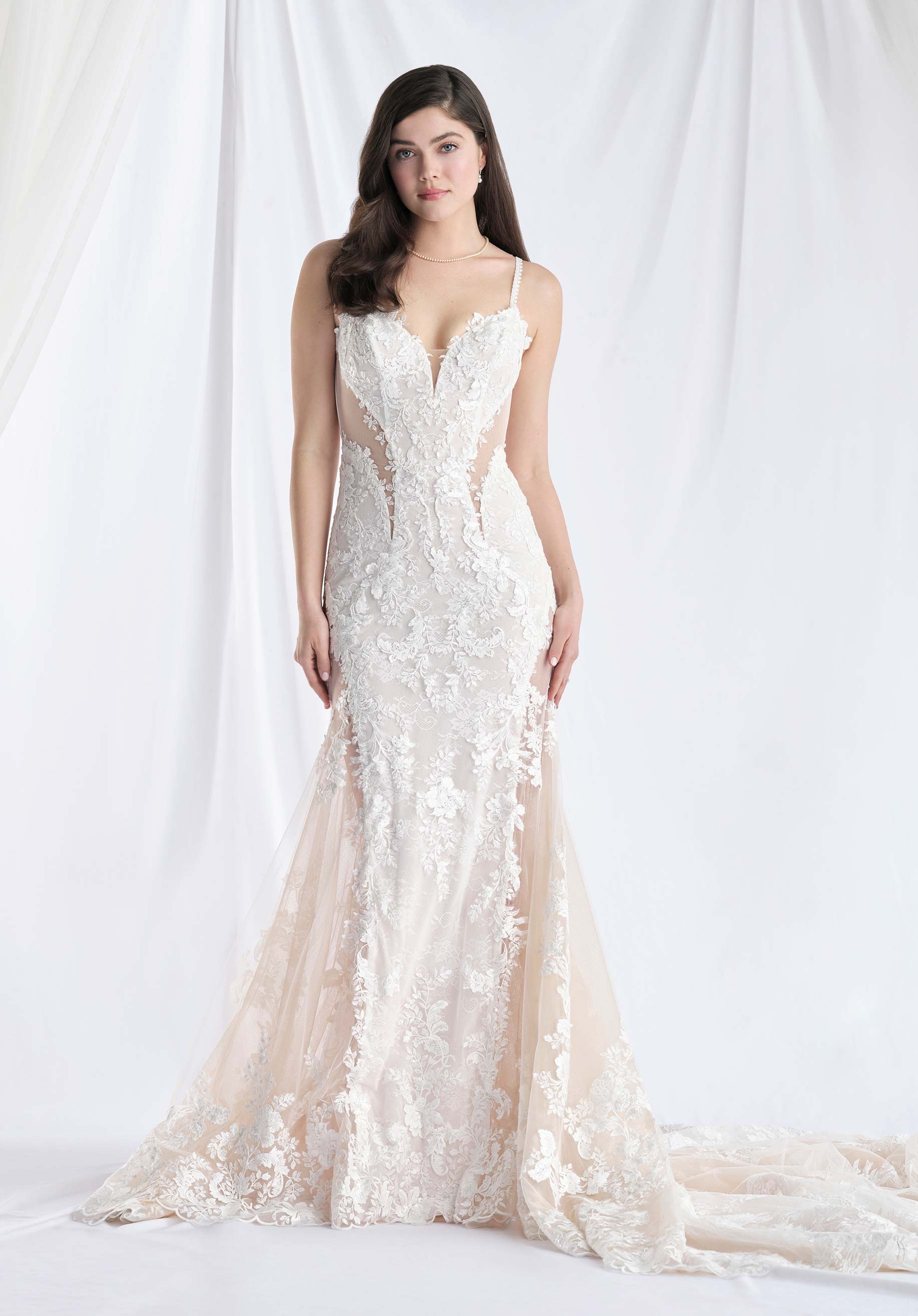 morilee-nel-brautkleid-sheath-mit-notched-ausschnitt-und-cut-outs image 1