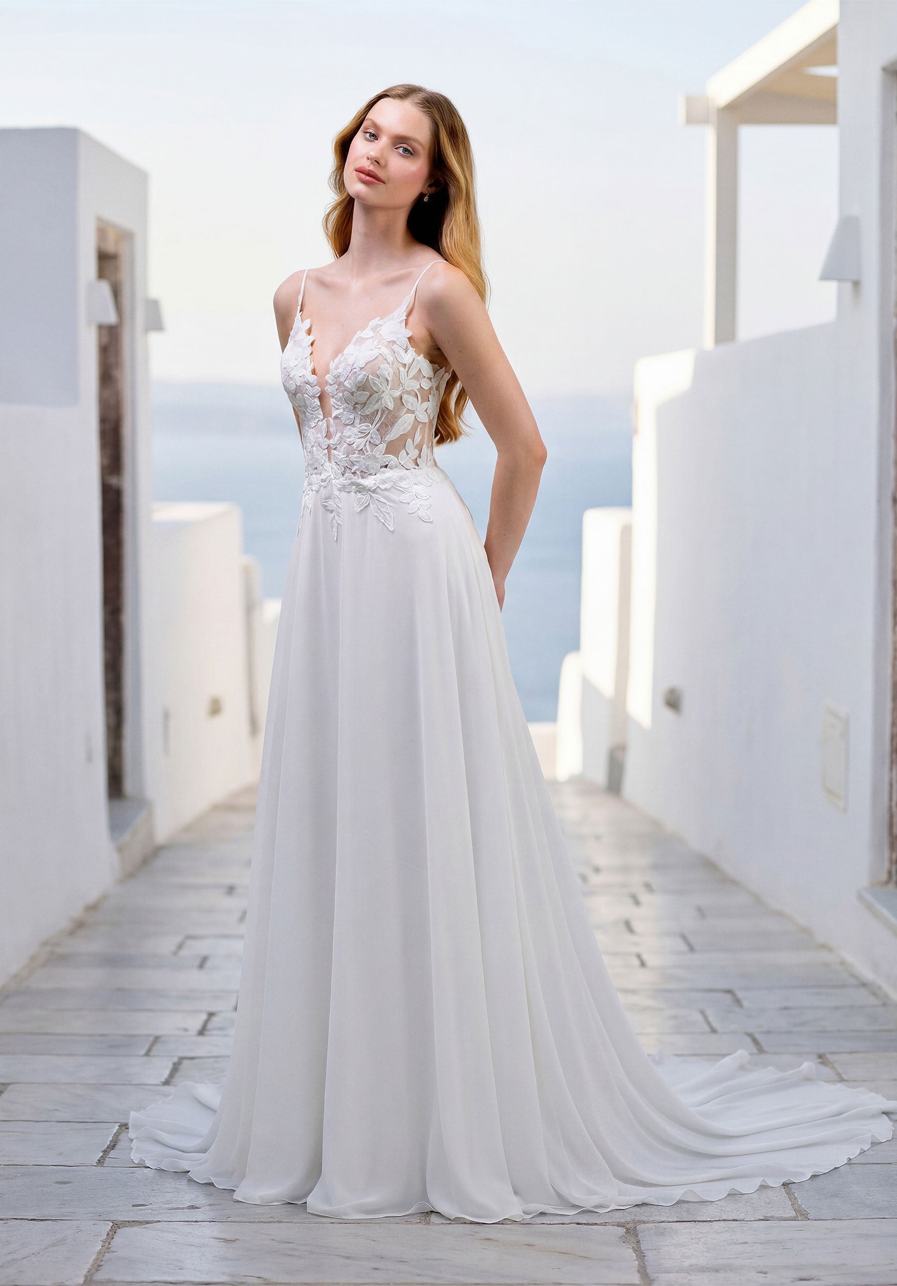 morilee-thais-brautkleid-a-linie-t-ll-mit-schn-rkorsett image 1