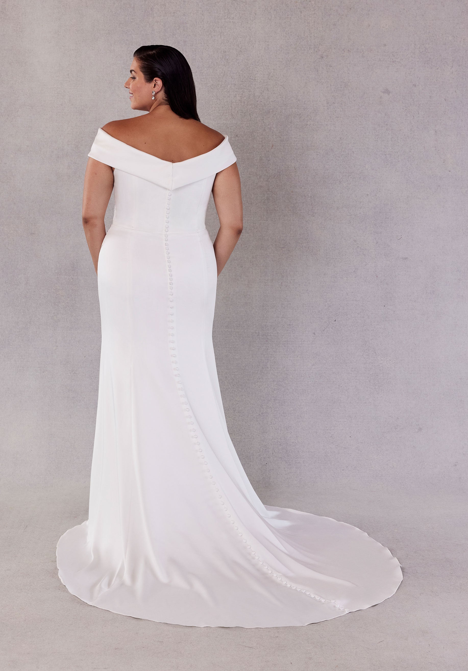 morilee-siana-satin-brautkleid-fit-and-flare-mit-schleppe-ivory image 5