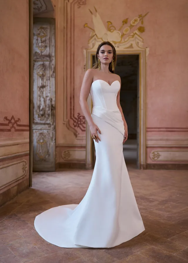 gbs-herve-paris-bridal-nathalie-brautkleid-novel-collection-komplettgarderobe image 1