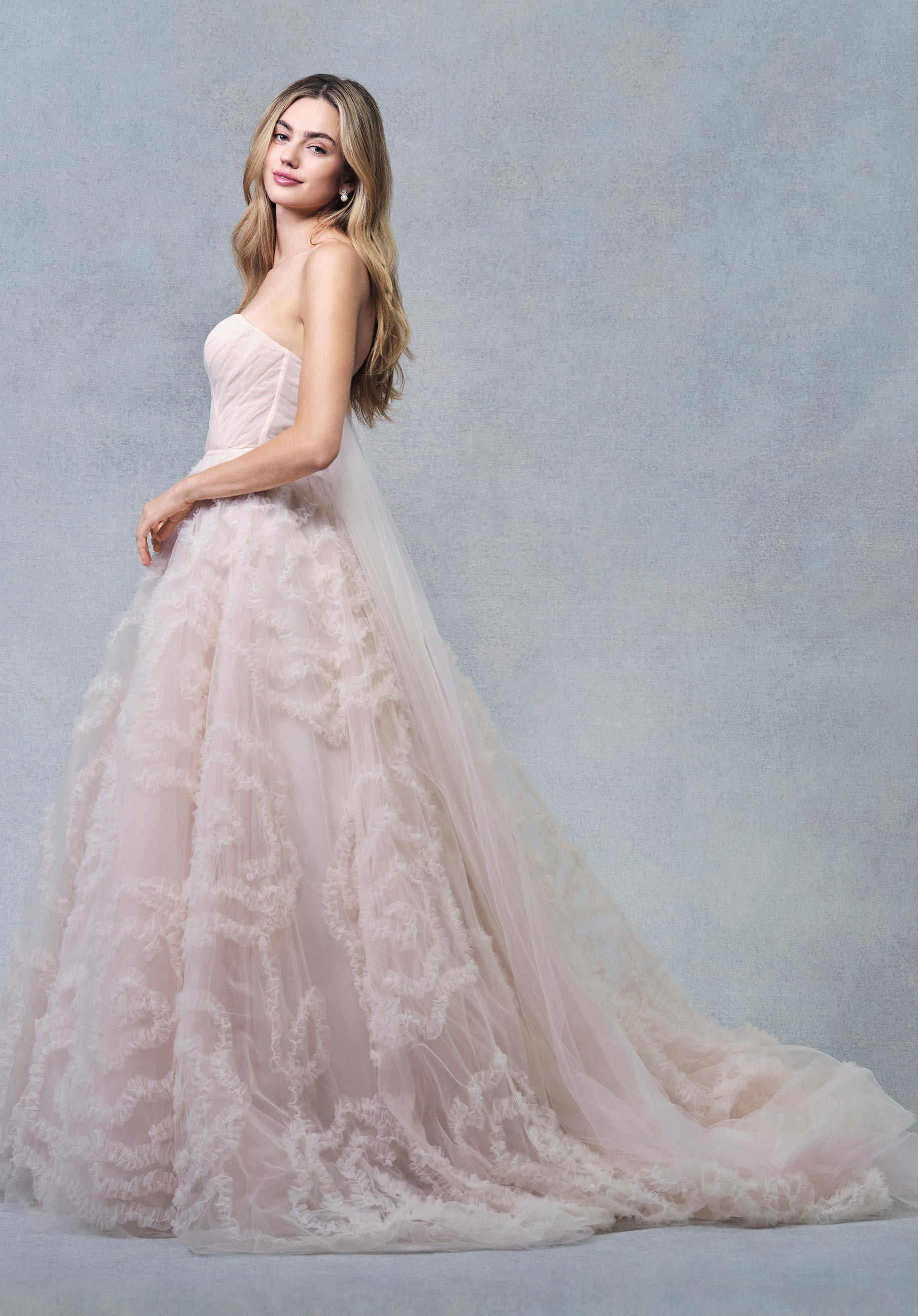 morilee-scout-brautkleid-ballkleid-t-ll-rosetten image 3