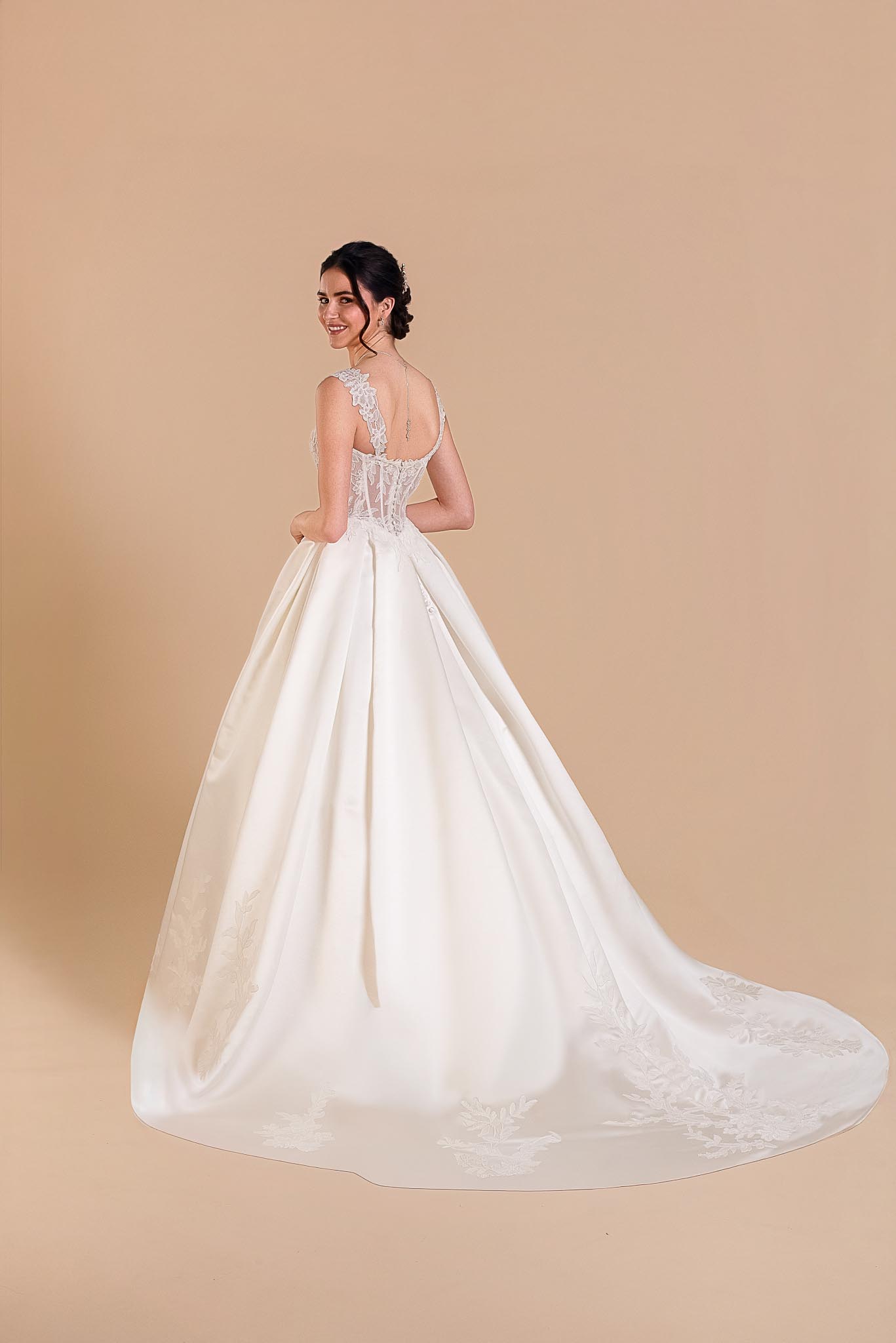 eglantine-idylle-brautkleid-in-ivoire-gr-en-34-68 image 3
