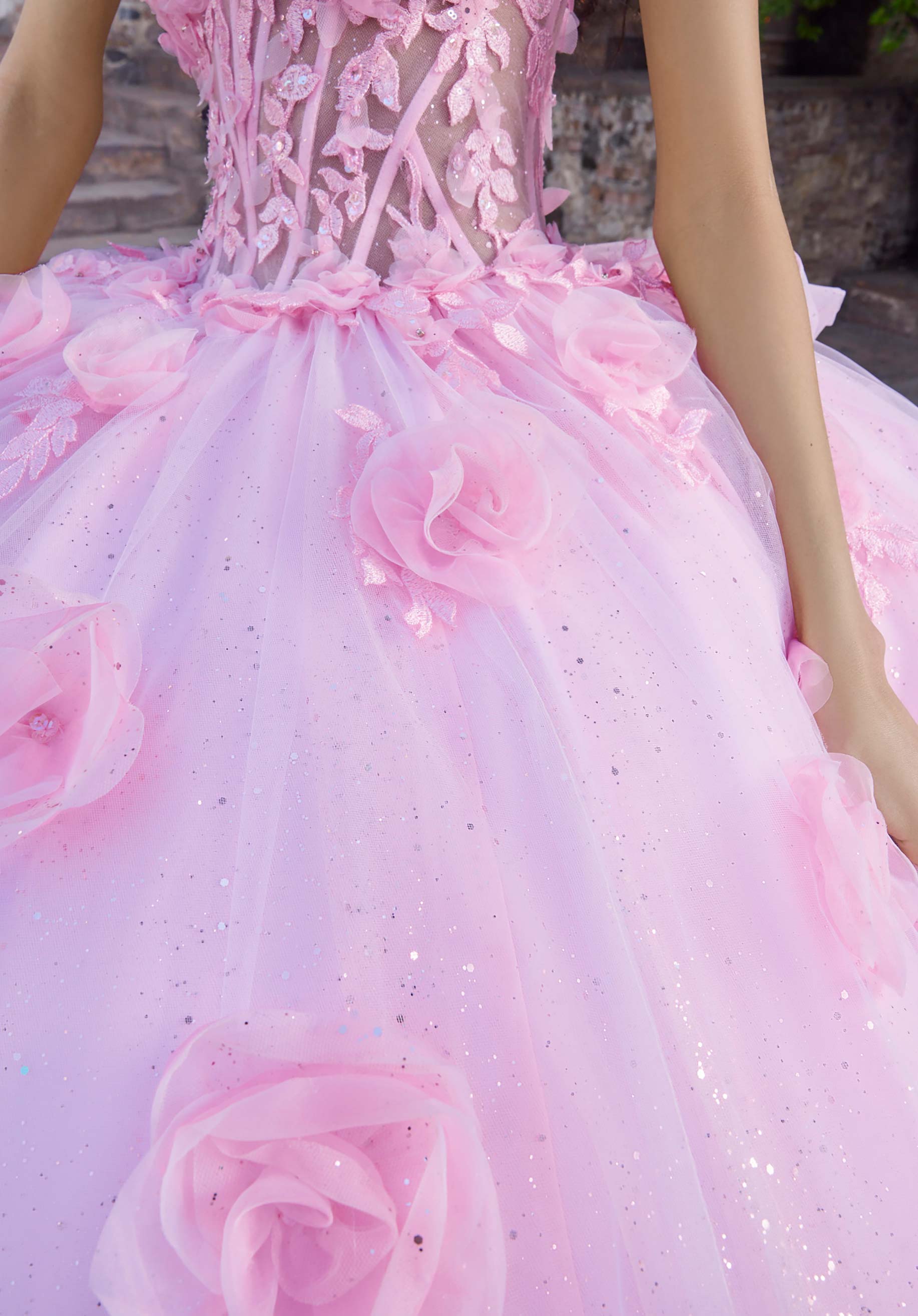 morilee-anastasia-quincea-era-kleid-mit-halter-und-rosetten image 5