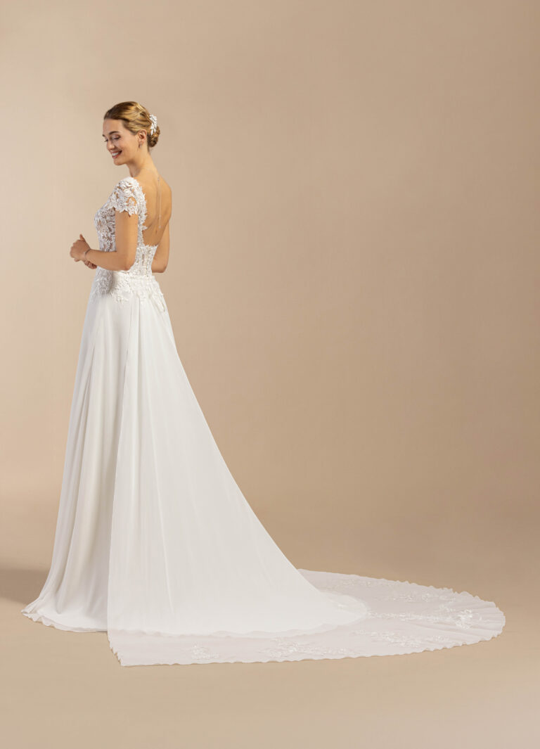 eglantine-bruges-brautkleid-in-ivoire-gr-34-64 image 3