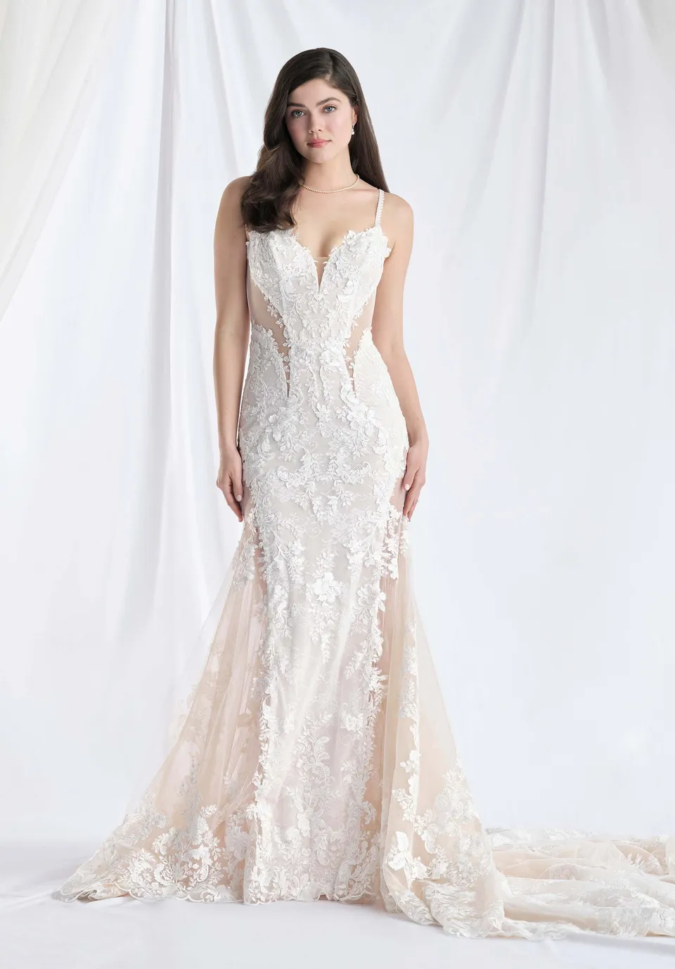morilee-nel-brautkleid-sheath-mit-notched-ausschnitt-und-cut-outs image 1