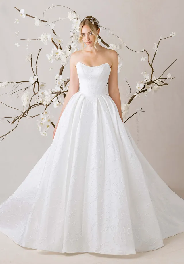 morilee-copp-llia-tr-gerloses-brautkleid-basque-brokat image 1