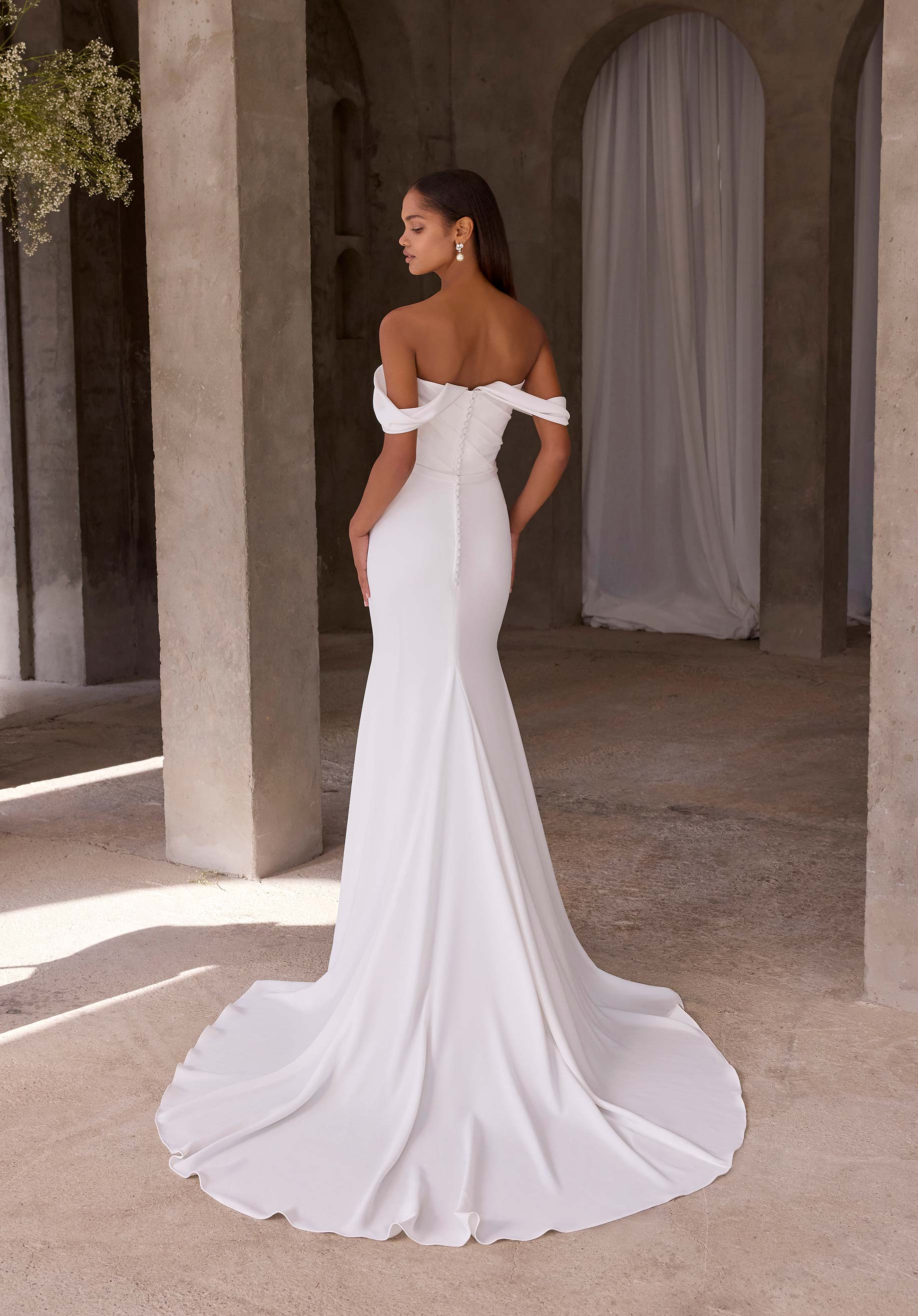 morilee-zoe-brautkleid-fit-and-flare-crepe-off-shoulder image 4