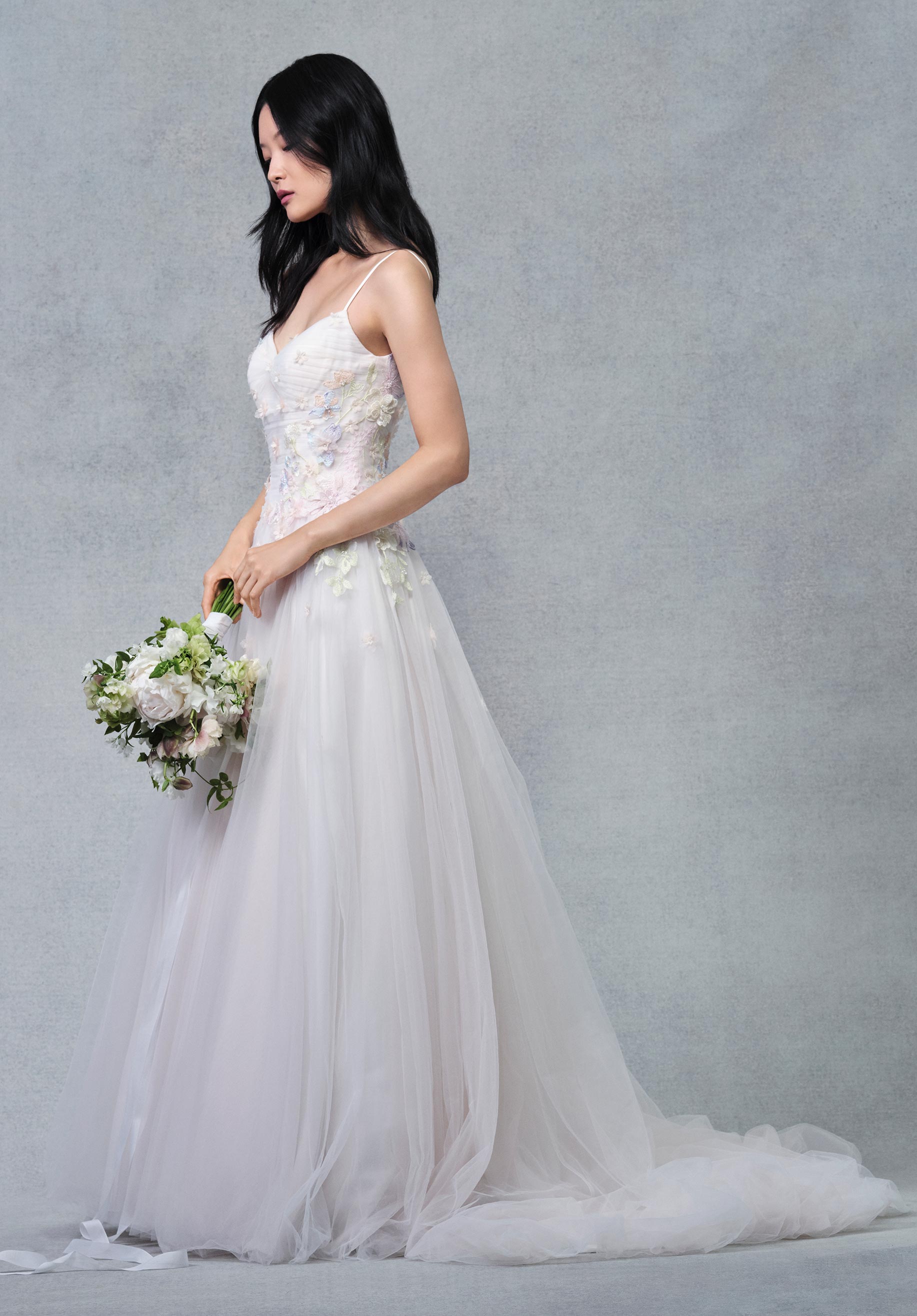 morilee-suihan-brautkleid-a-linie-mit-bl-tenbl-tter-stickerei-und-cut-out image 3