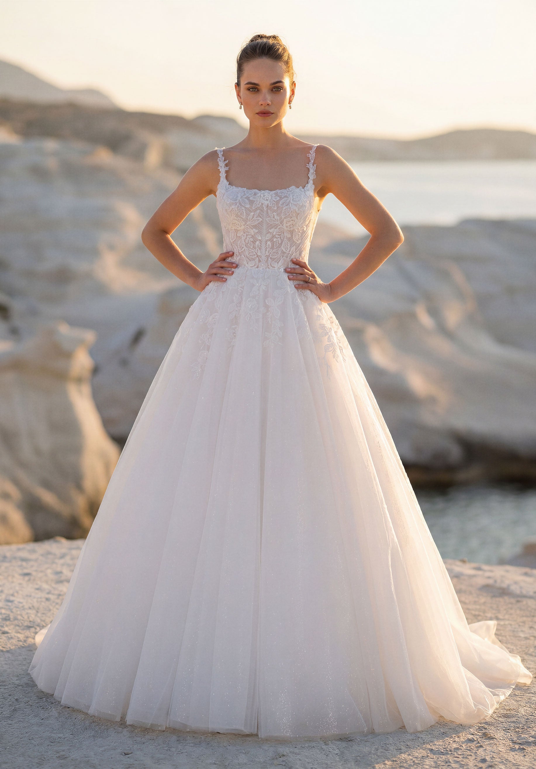 morilee-tairis-brautkleid-a-linie-glitzer-t-ll-mit-square-neck image 1