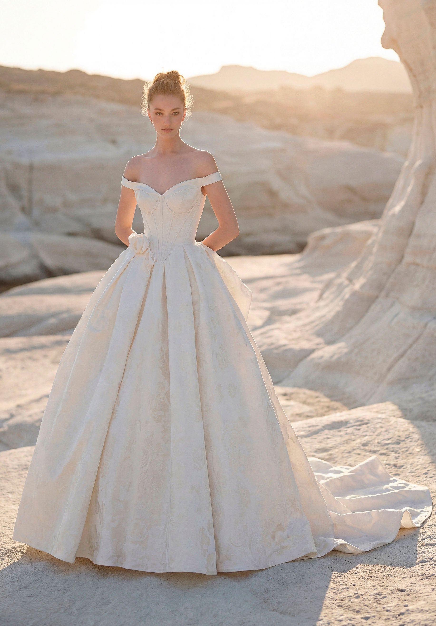 morilee-thyla-brautkleid-jacquard-ballkleid-off-shoulder image 1