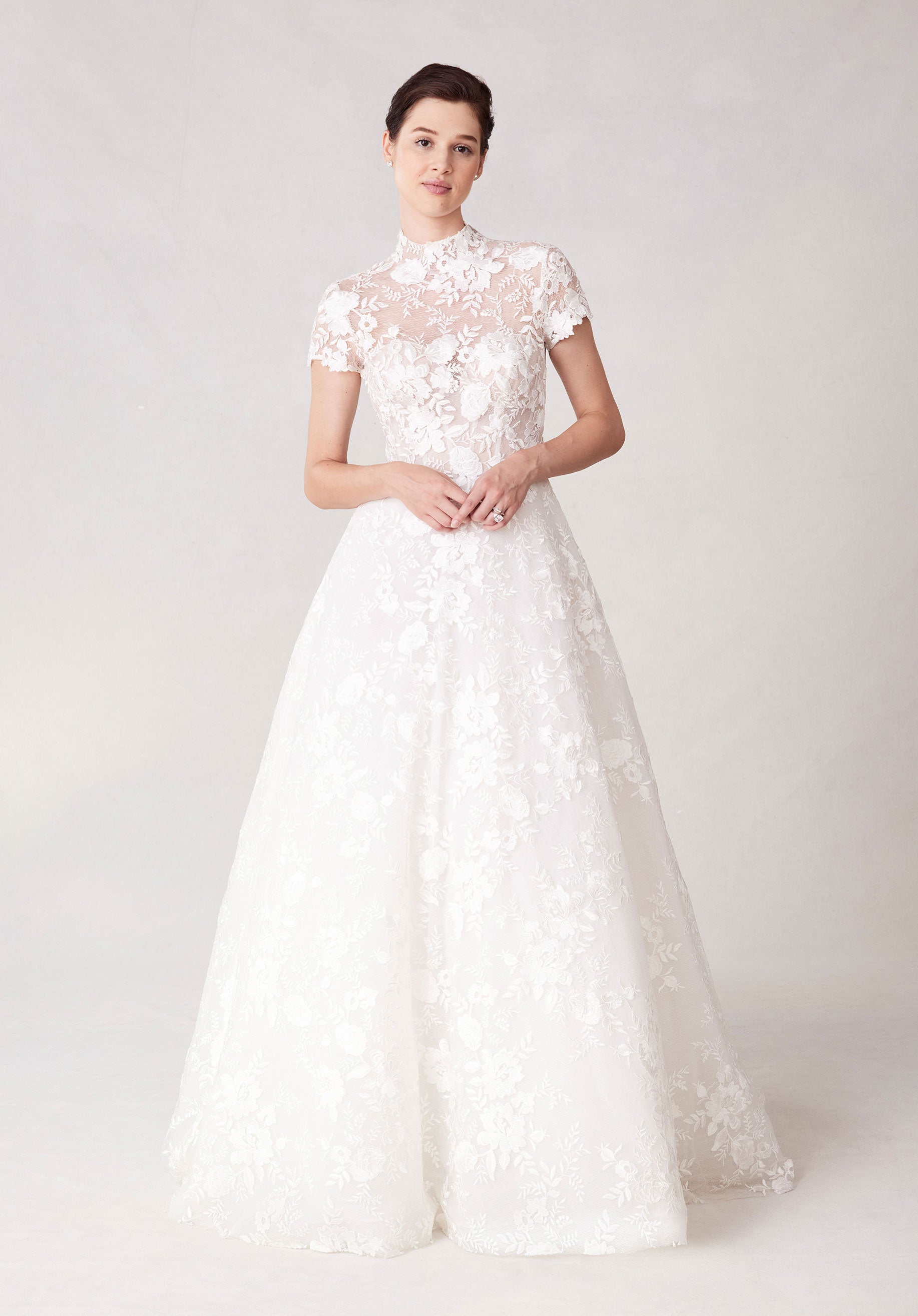 morilee-sarah-brautkleid-ballkleid-mit-hochgeschlossenem-spitzen-rmel image 1