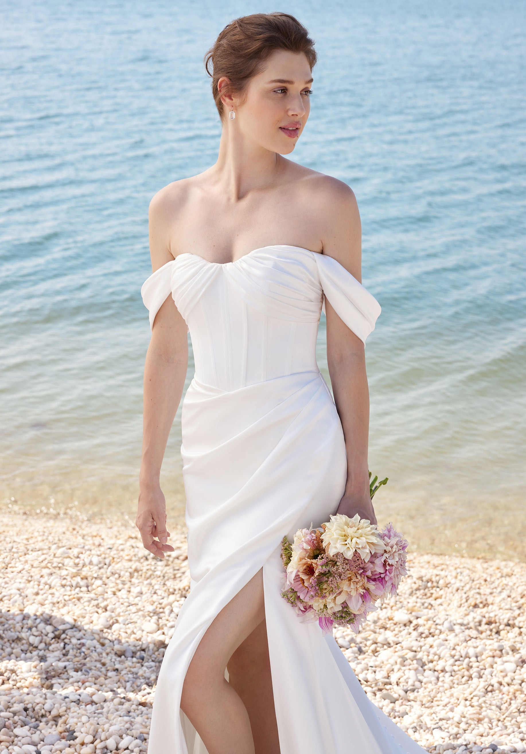 morilee-sherie-stretch-satin-brautkleid-mit-schlitz-und-abnehm-rmeln image 6