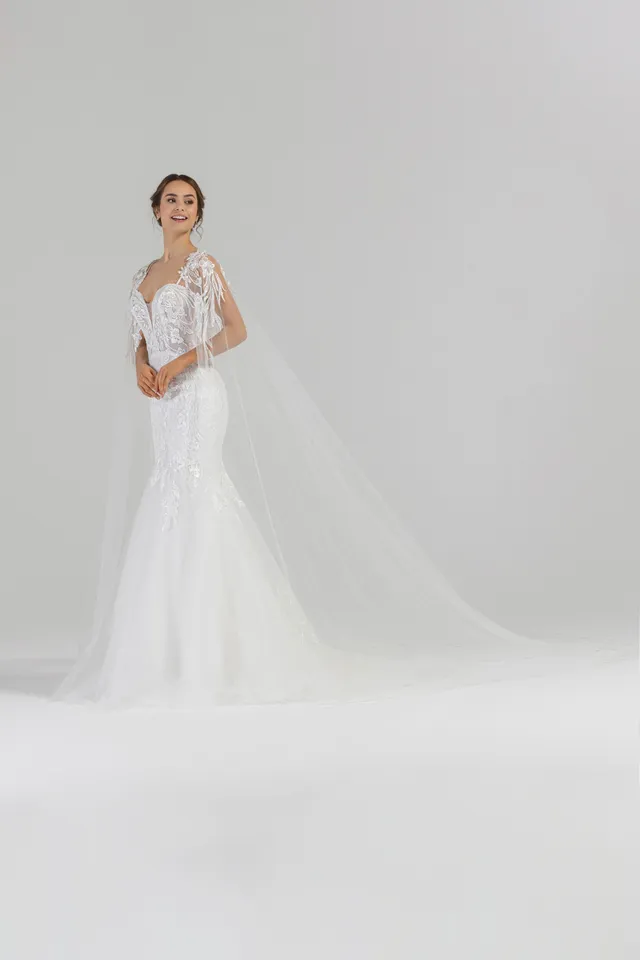 eglantine-lagune-brautkleid-mit-cape-ivoire-wei-gr-34-74 image 1