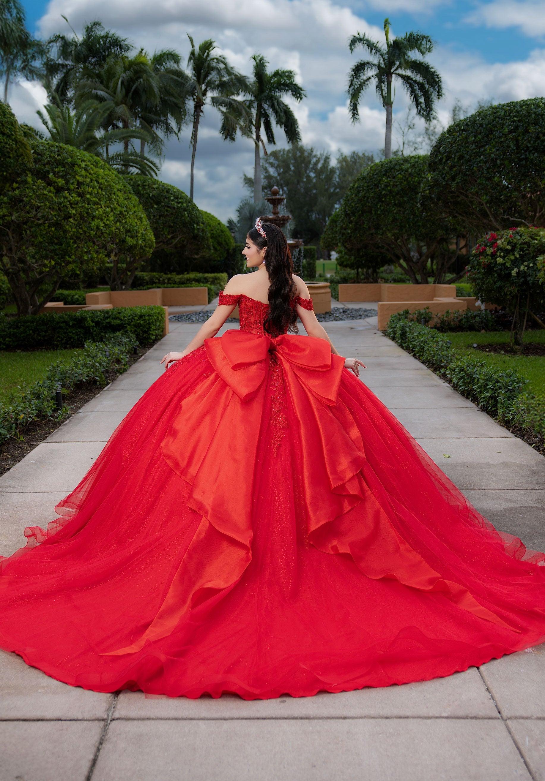 morilee-celia-quincea-era-kleid-glitzer-t-ll-corsage image 5