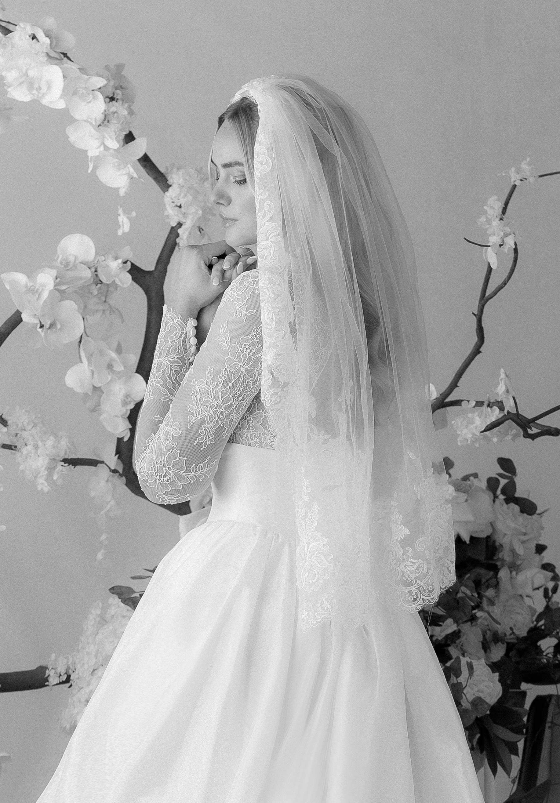 morilee-vittoria-brautkleid-mini-mit-overskirt image 8