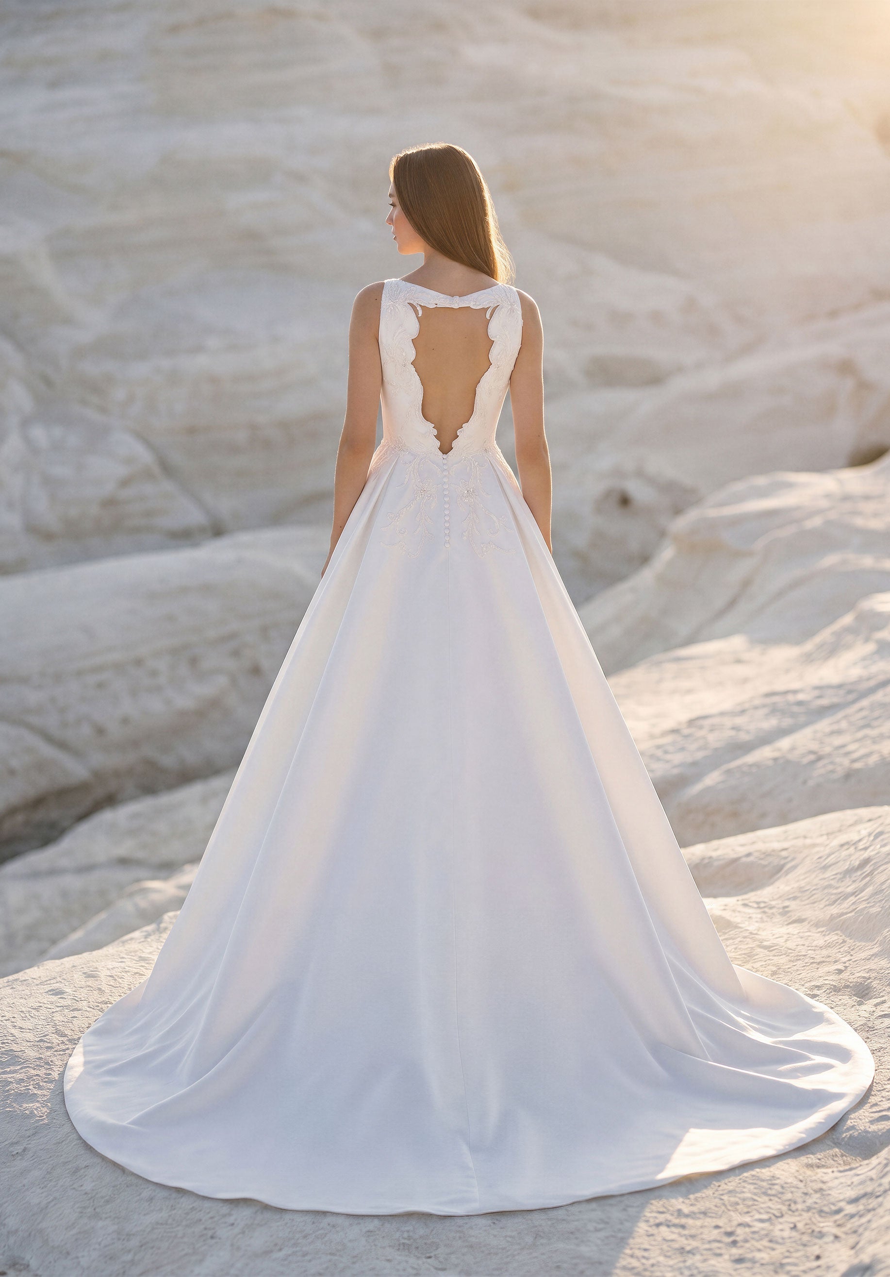 morilee-tivoli-brautkleid-mit-watteau-r-cken image 4