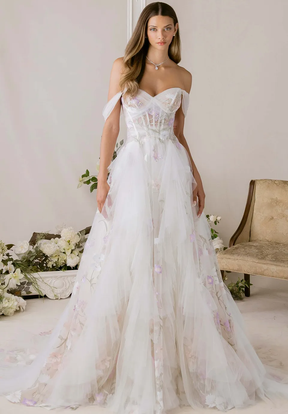 morilee-melodie-brautkleid-mit-drapiertem-t-llrock-und-abnehmbaren-rmeln image 1