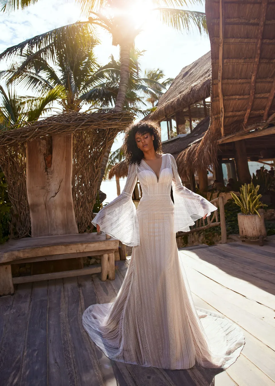 gbs-herve-paris-bridal-biata-brautkleid-mystical-collection image 1