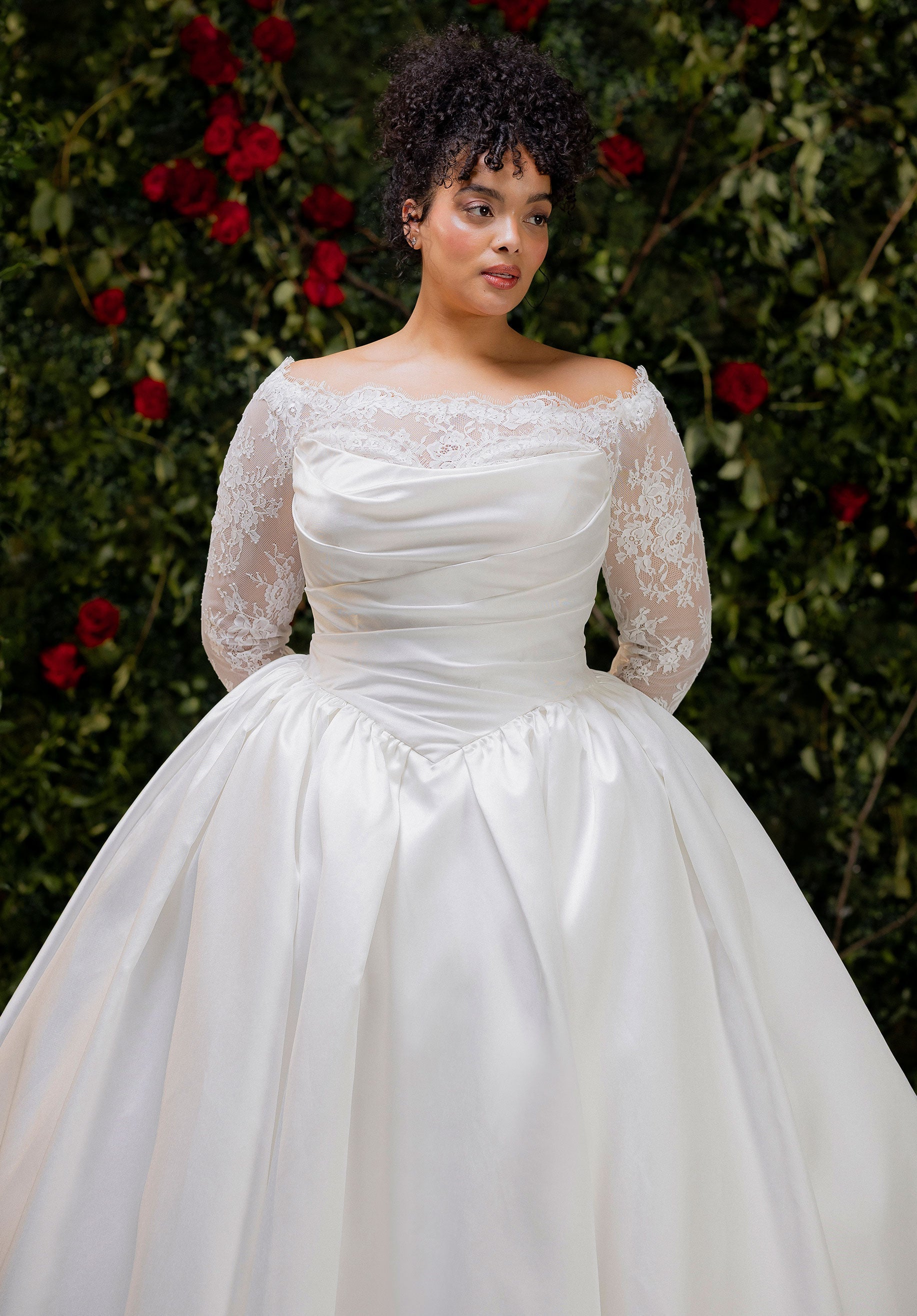 morilee-tindra-brautkleid-aus-mikado-mit-spitzen-berwurf image 2