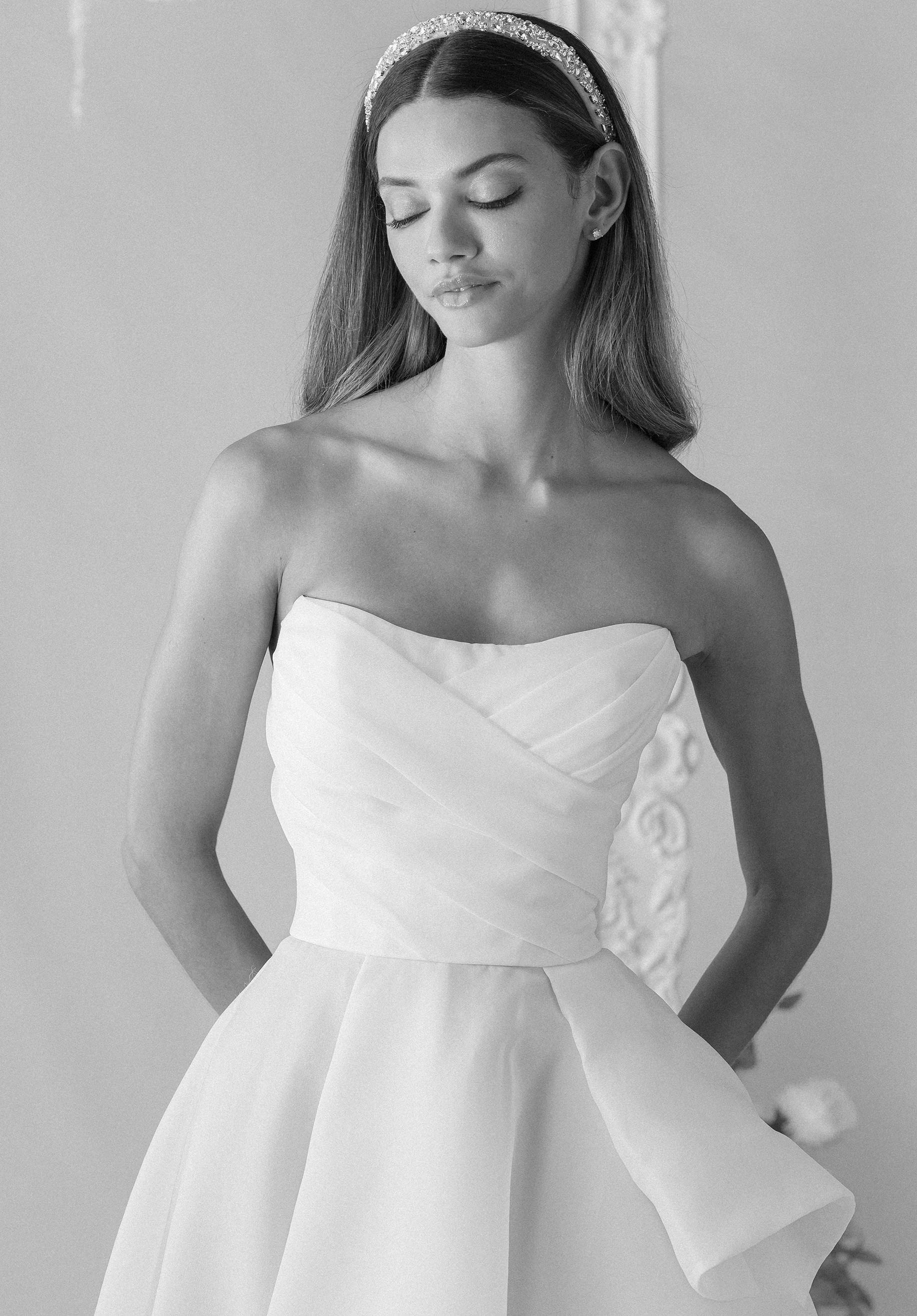 morilee-c-t-brautkleid-a-linie-aus-gazar-mit-schlitz-tr-gerlos image 2