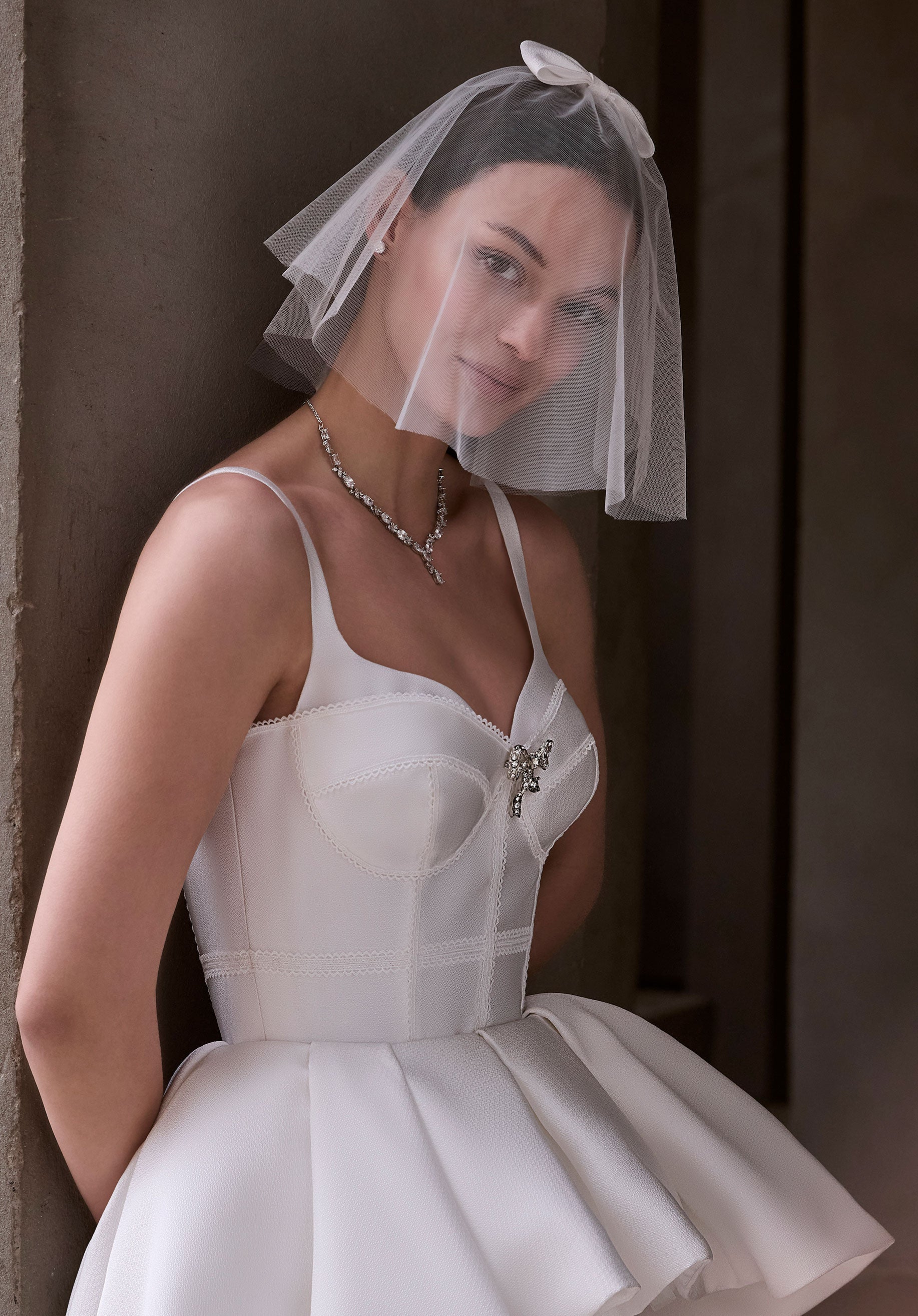 morilee-satin-bow-bandeau-schleier image 1