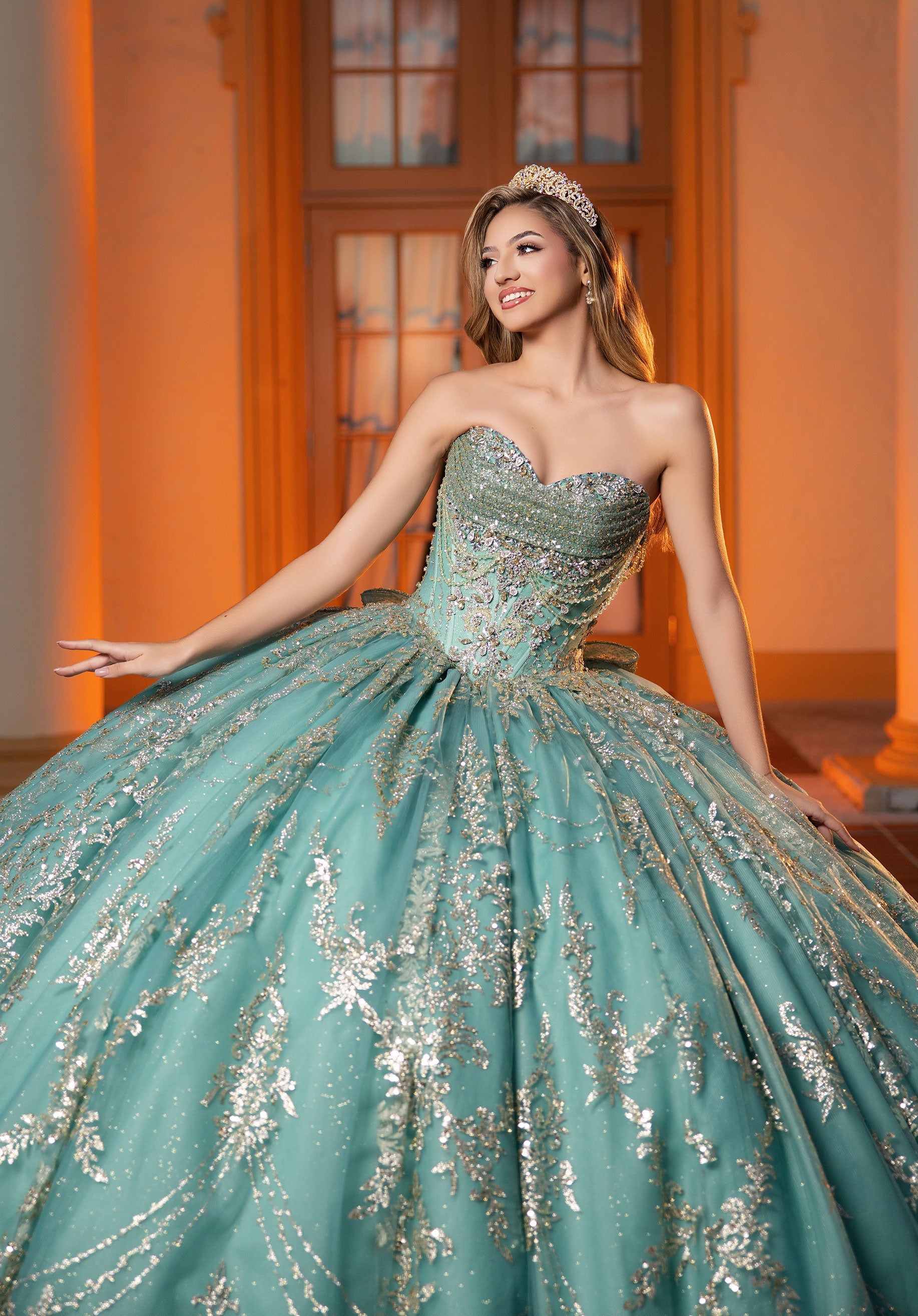 morilee-cora-quincea-era-ballkleid-mit-kristall-korsett image 2