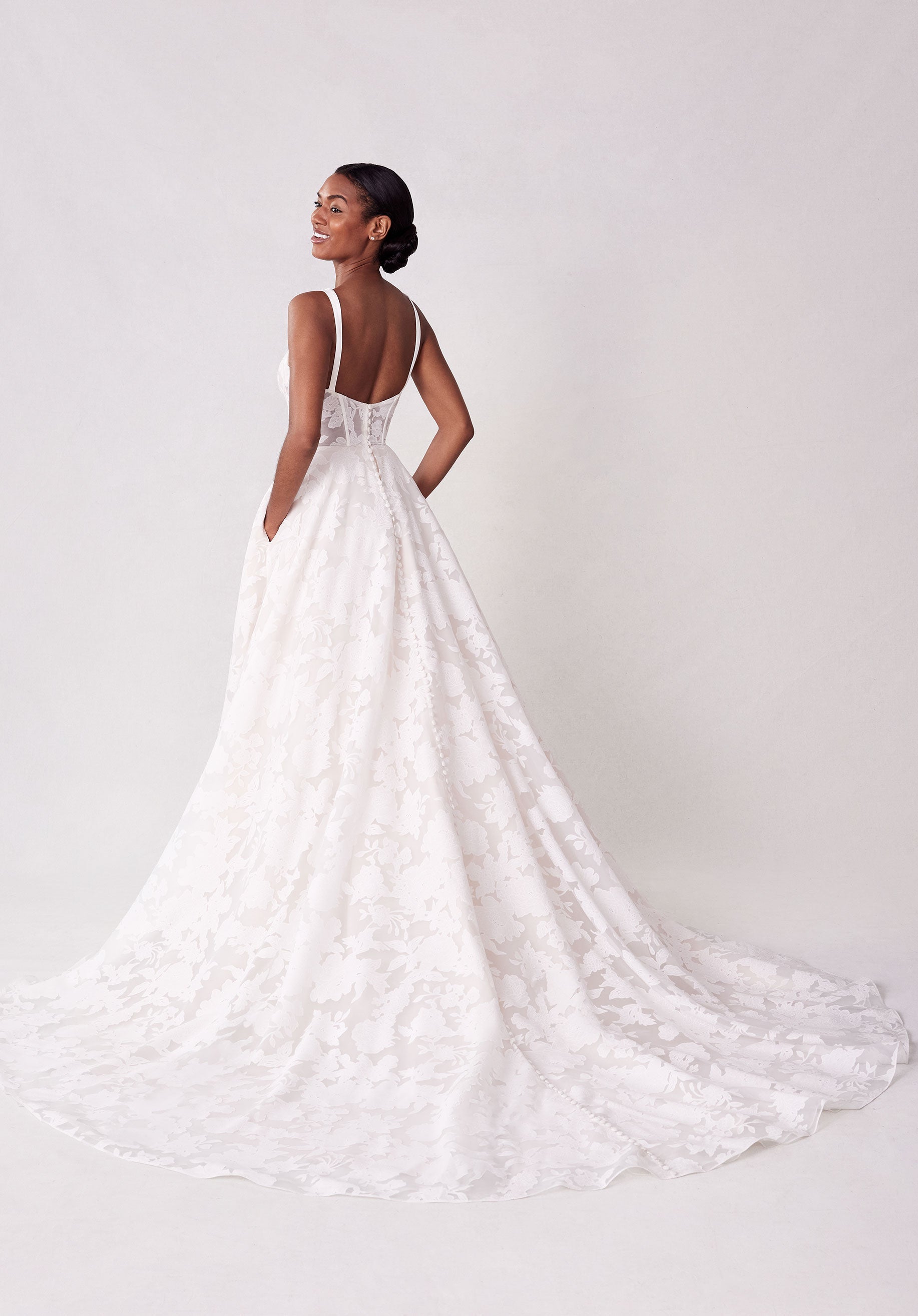 morilee-satine-brautkleid-a-linie-wildflower image 6