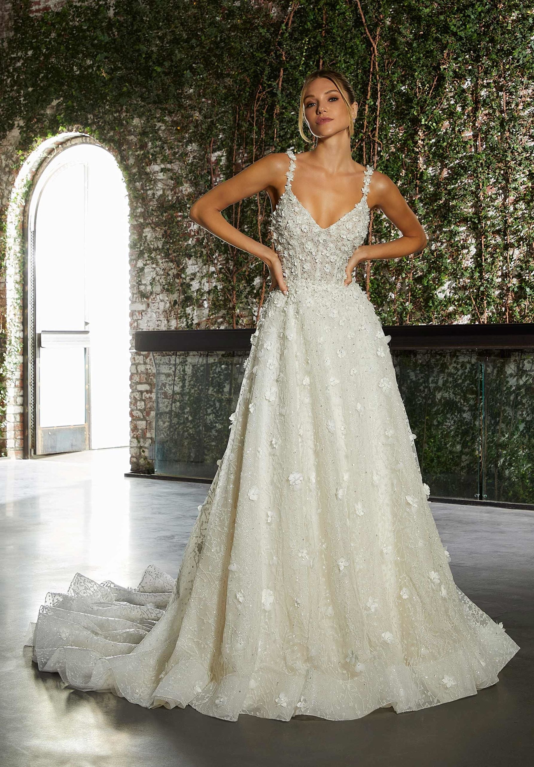 morilee-harmonia-brautkleid-a-linie-mit-glitzer-t-ll-und-glocke-rmeln image 4